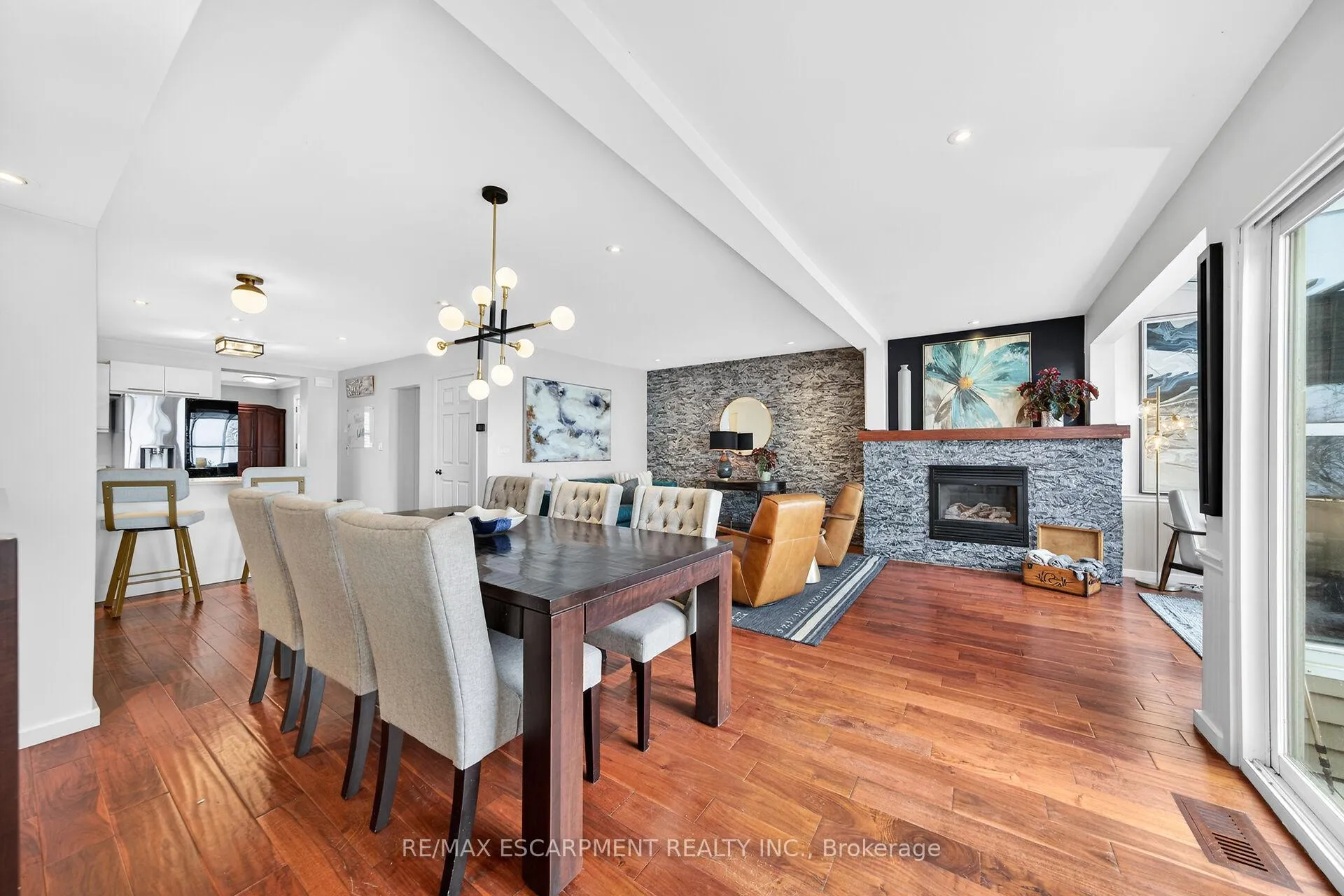 Photo 14 of 108 Lakeside Drive, Haldimand — HOMEH