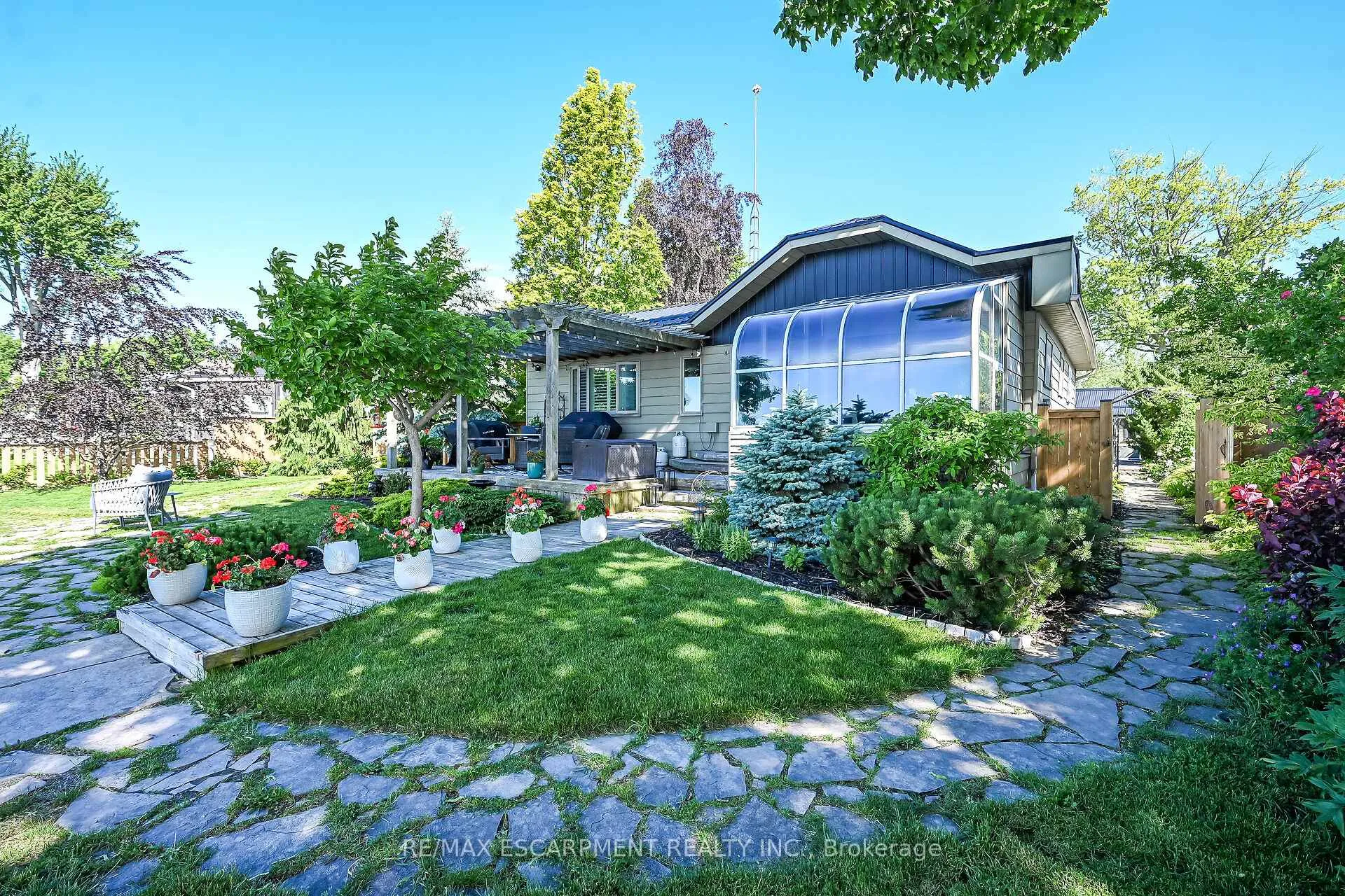 Photo 33 of 108 Lakeside Drive, Haldimand — HOMEH