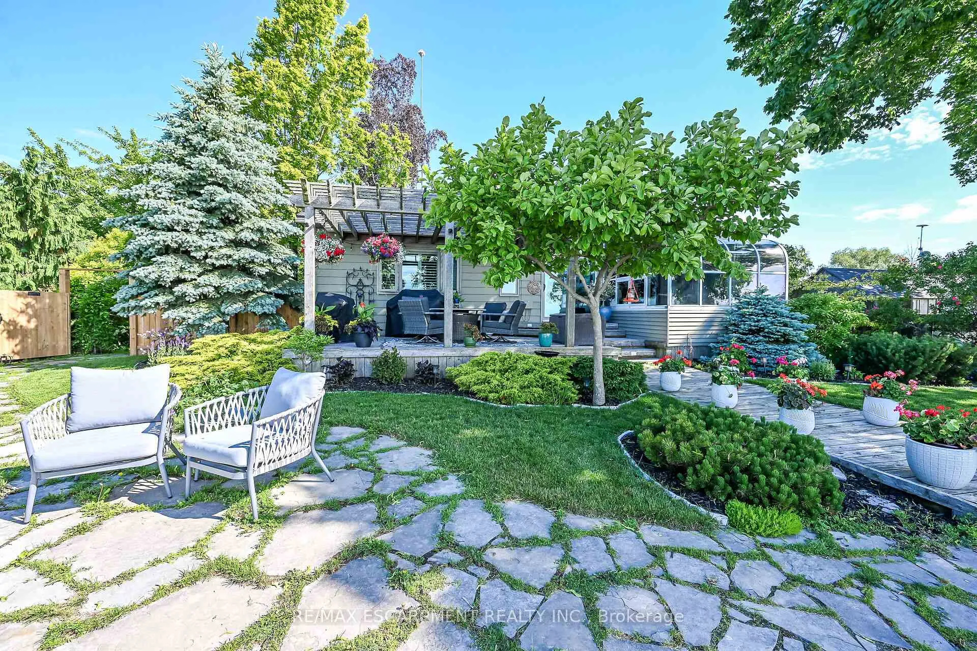 Photo 34 of 108 Lakeside Drive, Haldimand — HOMEH