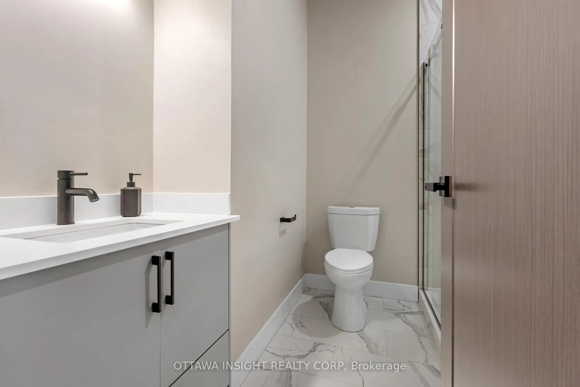 Photo 8 of Unit 1A, 180 Kanata Avenue, Ottawa, Kanata - Kanata Lakes/Heritage Hills — HOMEH