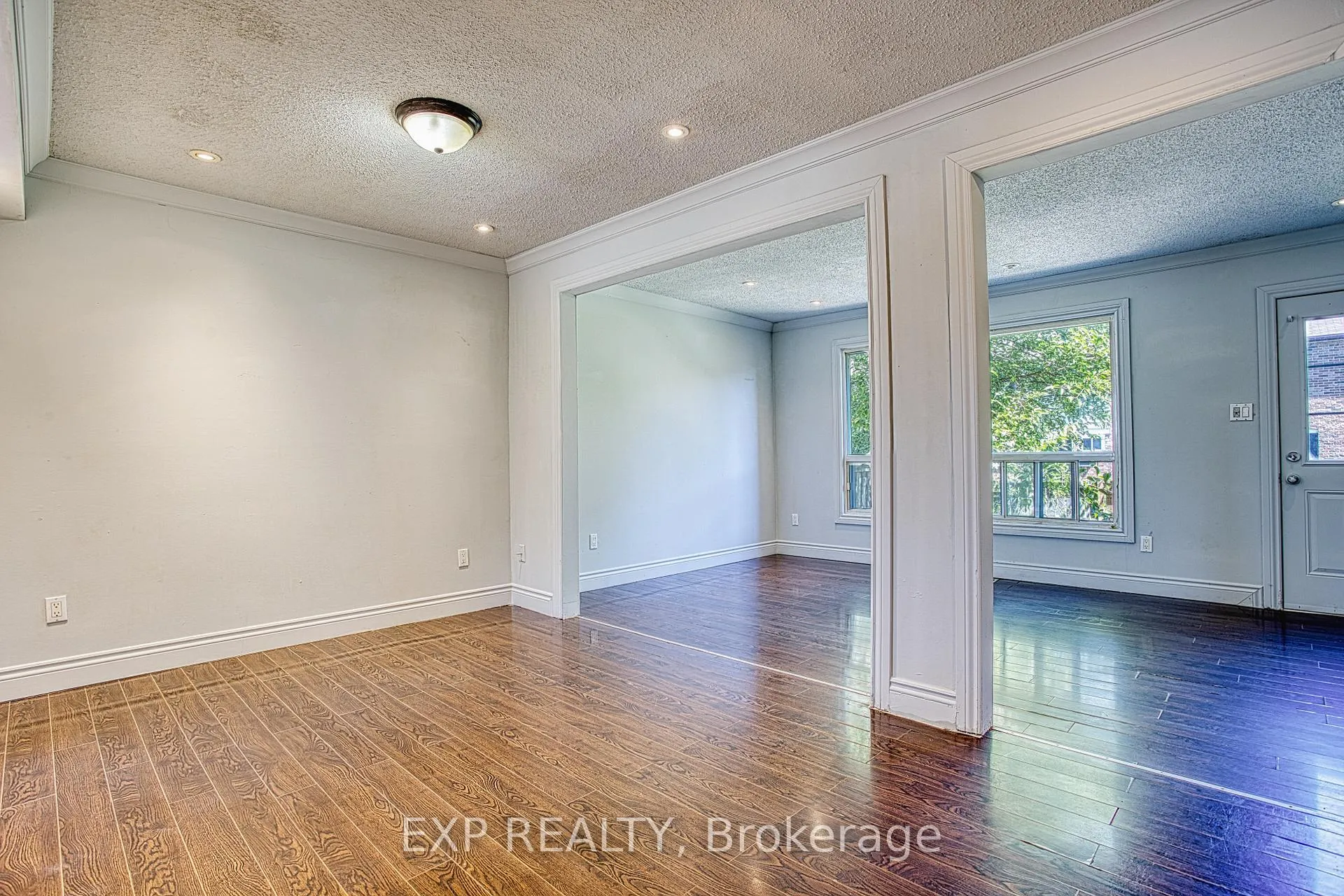 Photo 10 of Unit 85, 75 Berkindale Drive, Hamilton, Riverdale — HOMEH