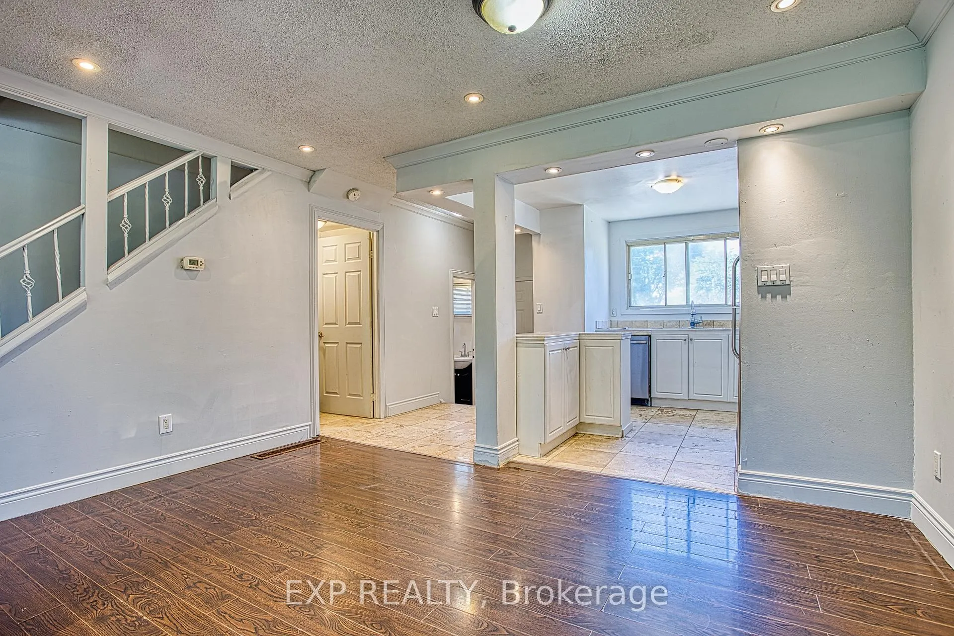 Photo 13 of Unit 85, 75 Berkindale Drive, Hamilton, Riverdale — HOMEH