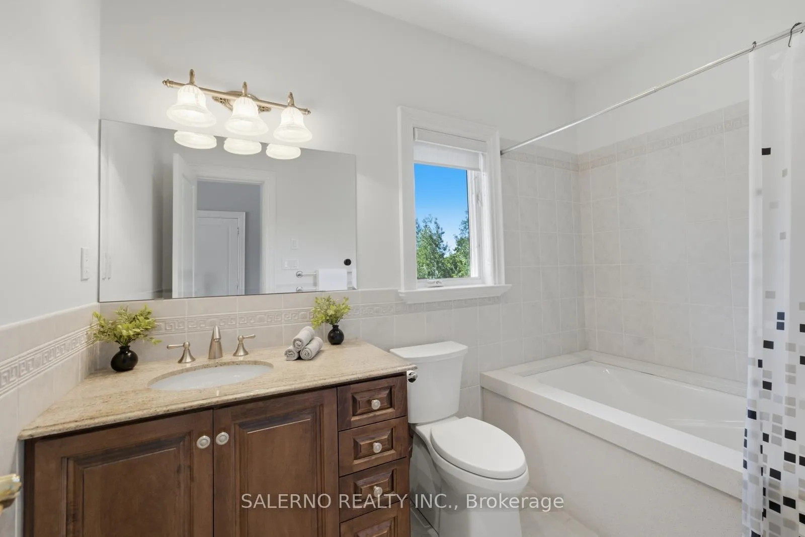 Photo 27 of 226 Deerchase Circle, Vaughan, Islington Woods — HOMEH