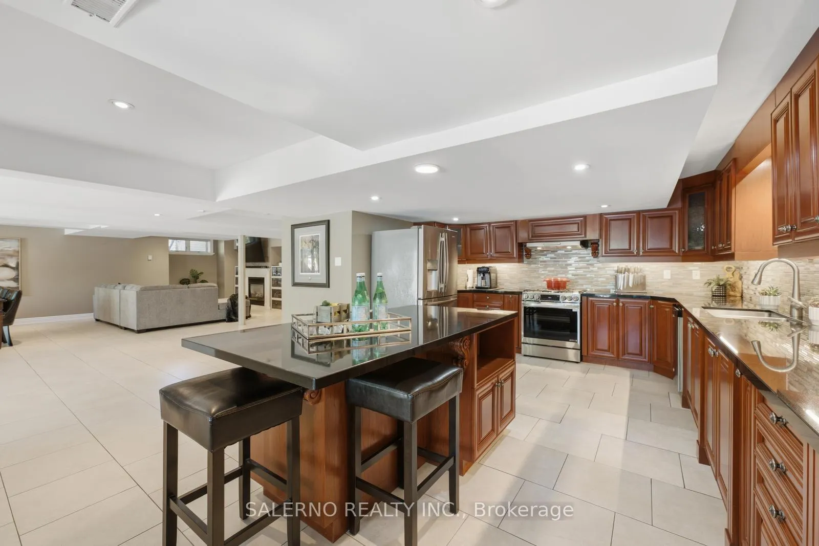 Photo 34 of 226 Deerchase Circle, Vaughan, Islington Woods — HOMEH