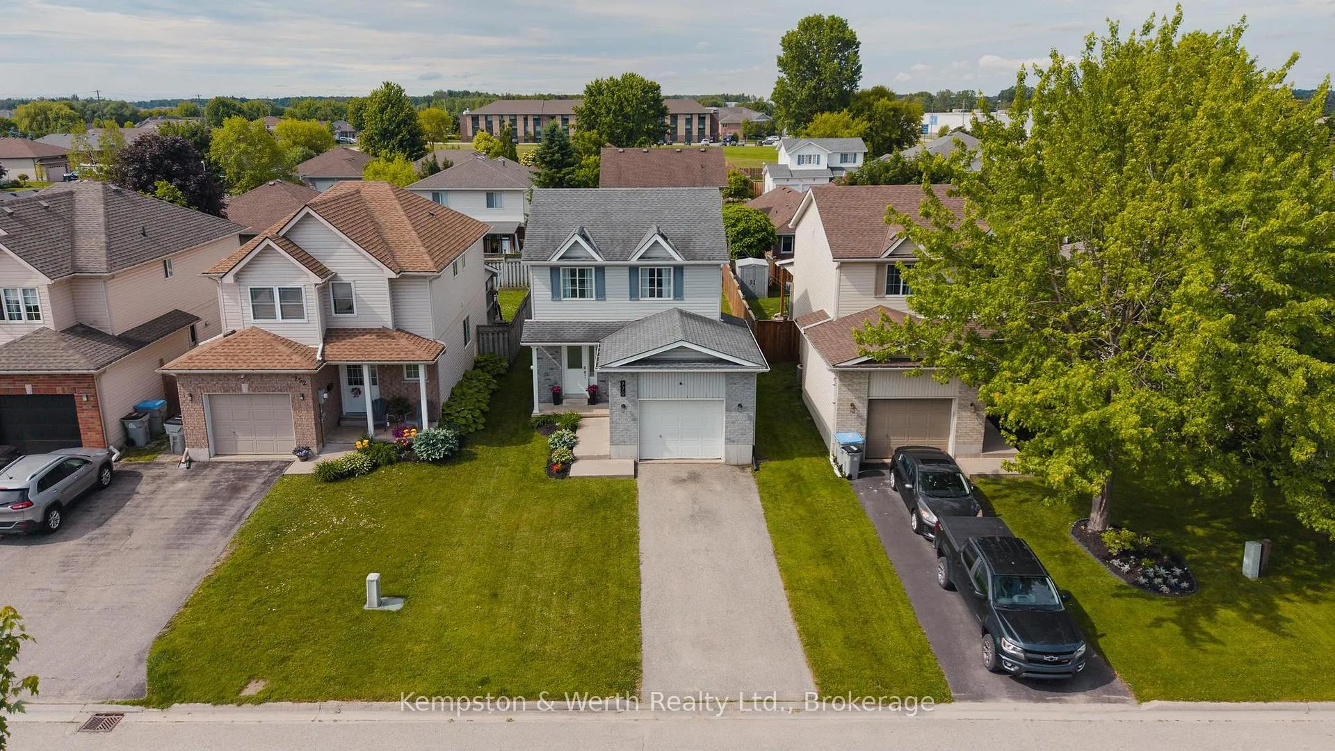 Photo 6 of 770 Brock Street, North Perth, Listowel — HOMEH