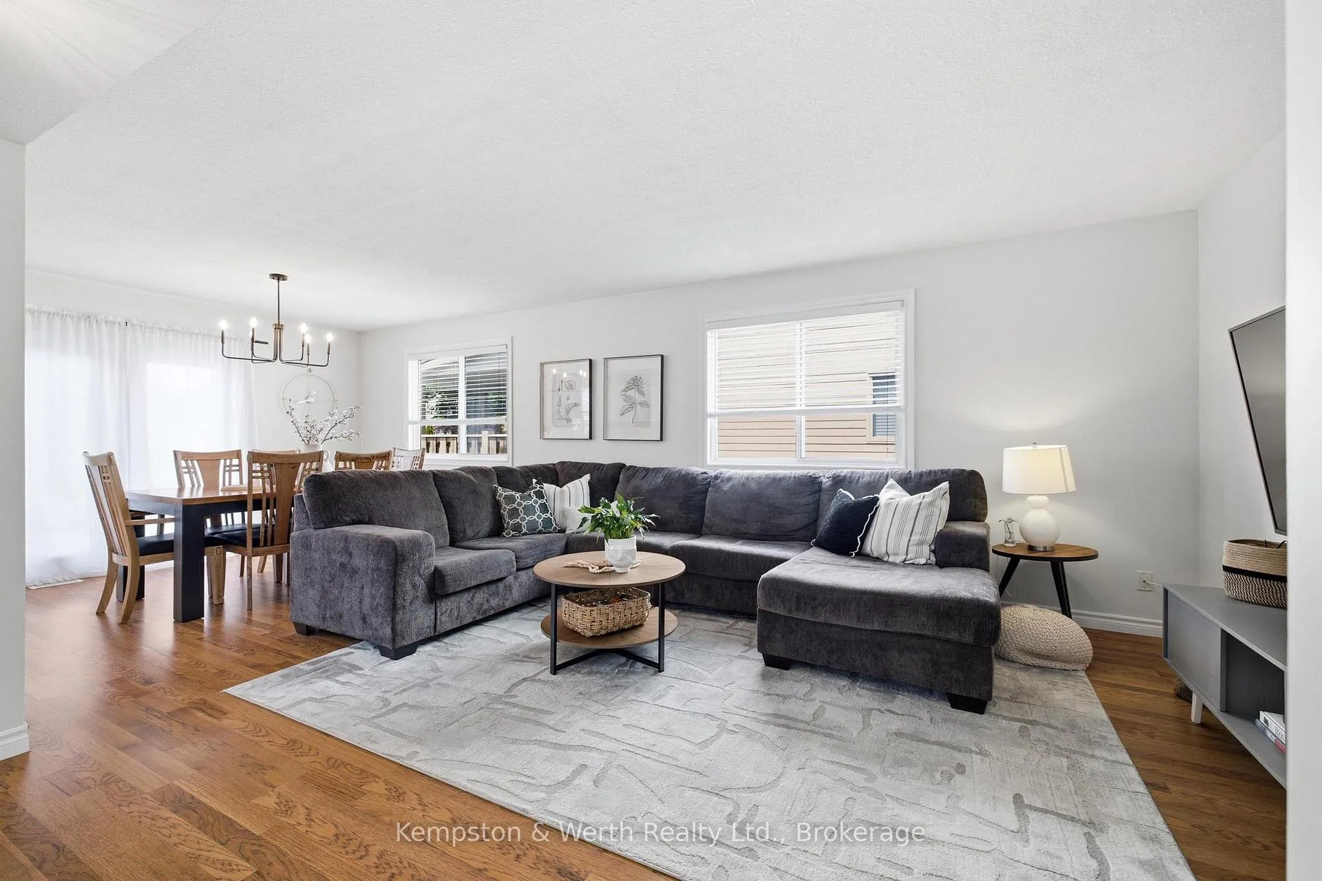 Photo 8 of 770 Brock Street, North Perth, Listowel — HOMEH