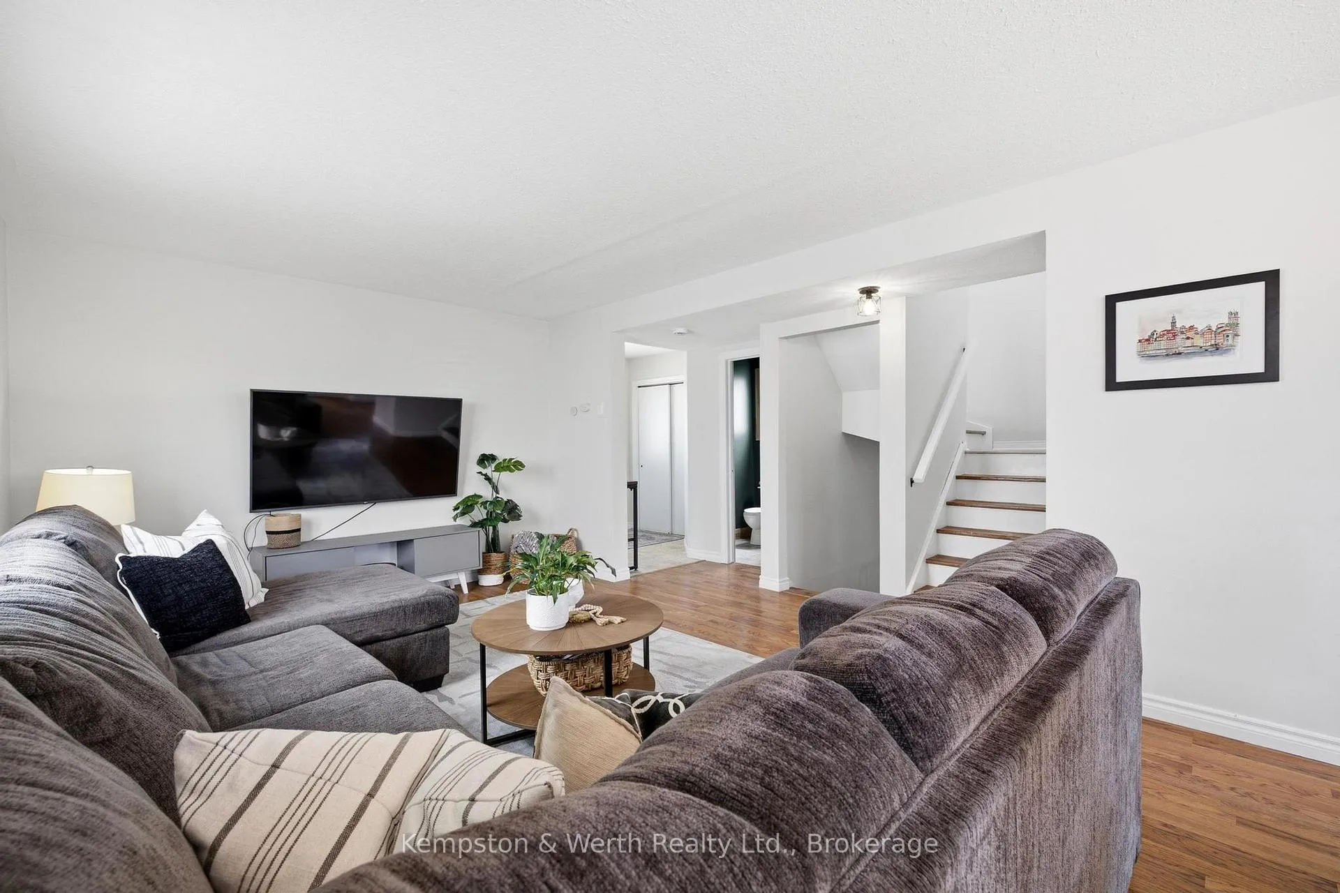 Photo 9 of 770 Brock Street, North Perth, Listowel — HOMEH