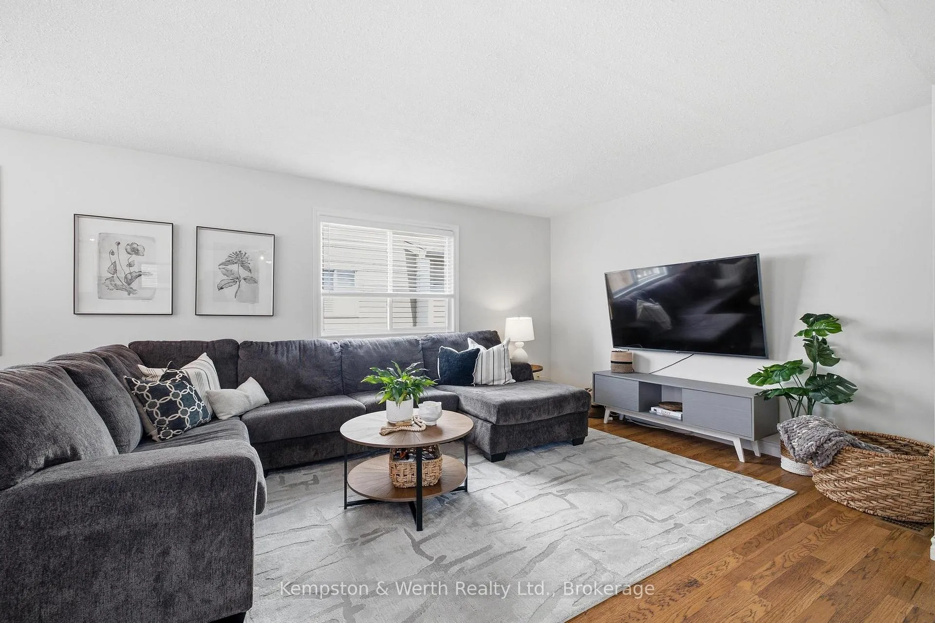 Photo 18 of 770 Brock Street, North Perth, Listowel — HOMEH