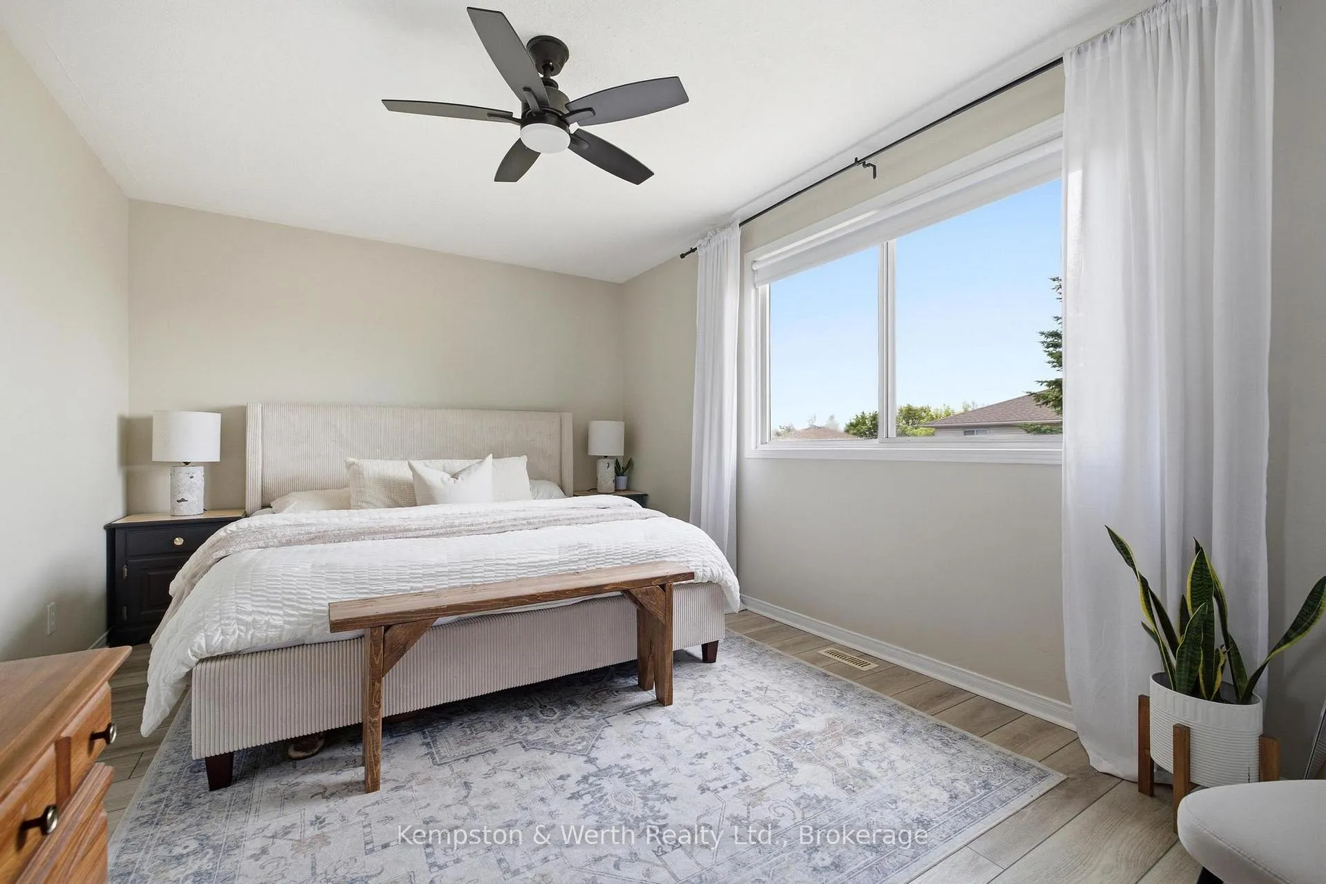Photo 22 of 770 Brock Street, North Perth, Listowel — HOMEH