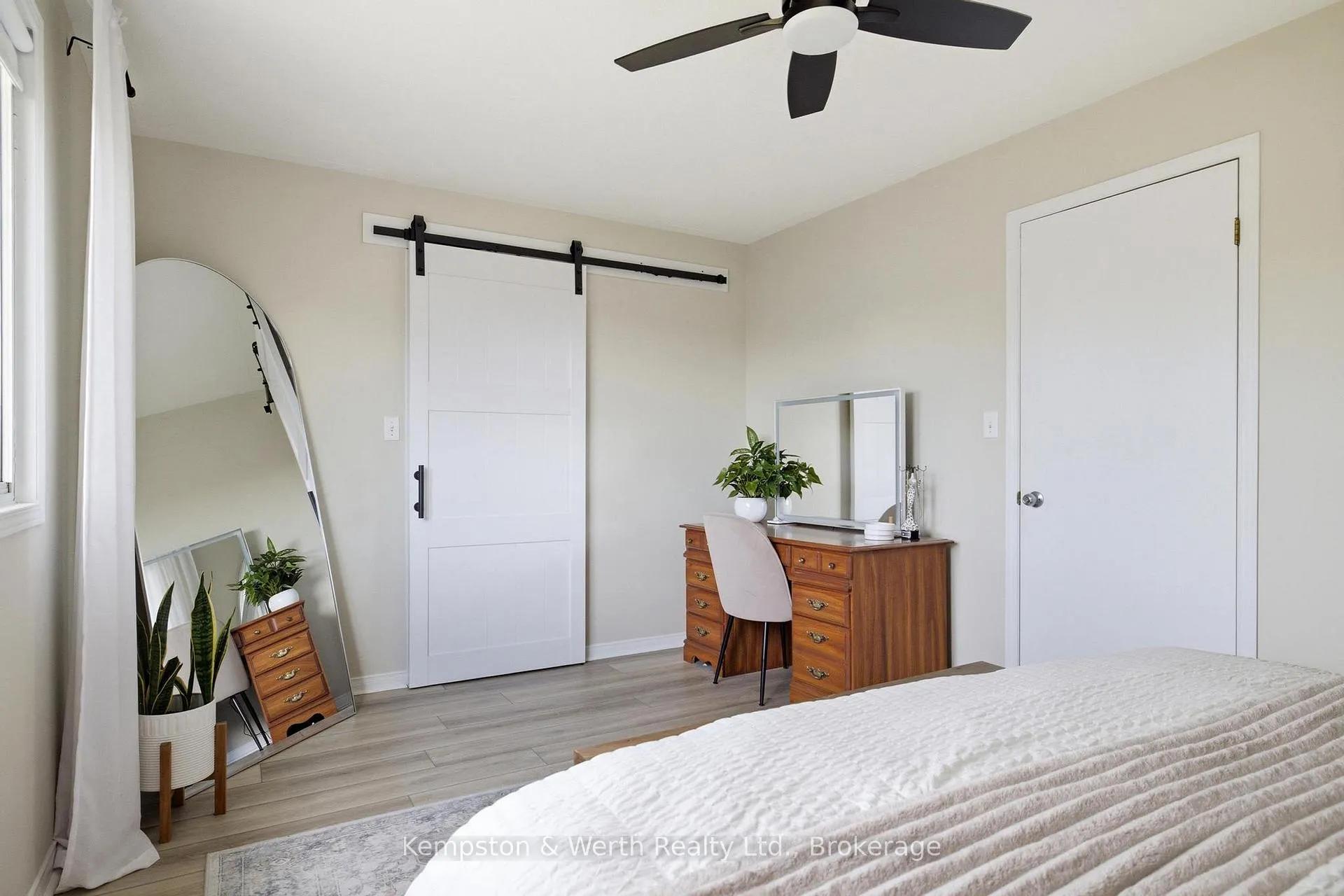 Photo 23 of 770 Brock Street, North Perth, Listowel — HOMEH