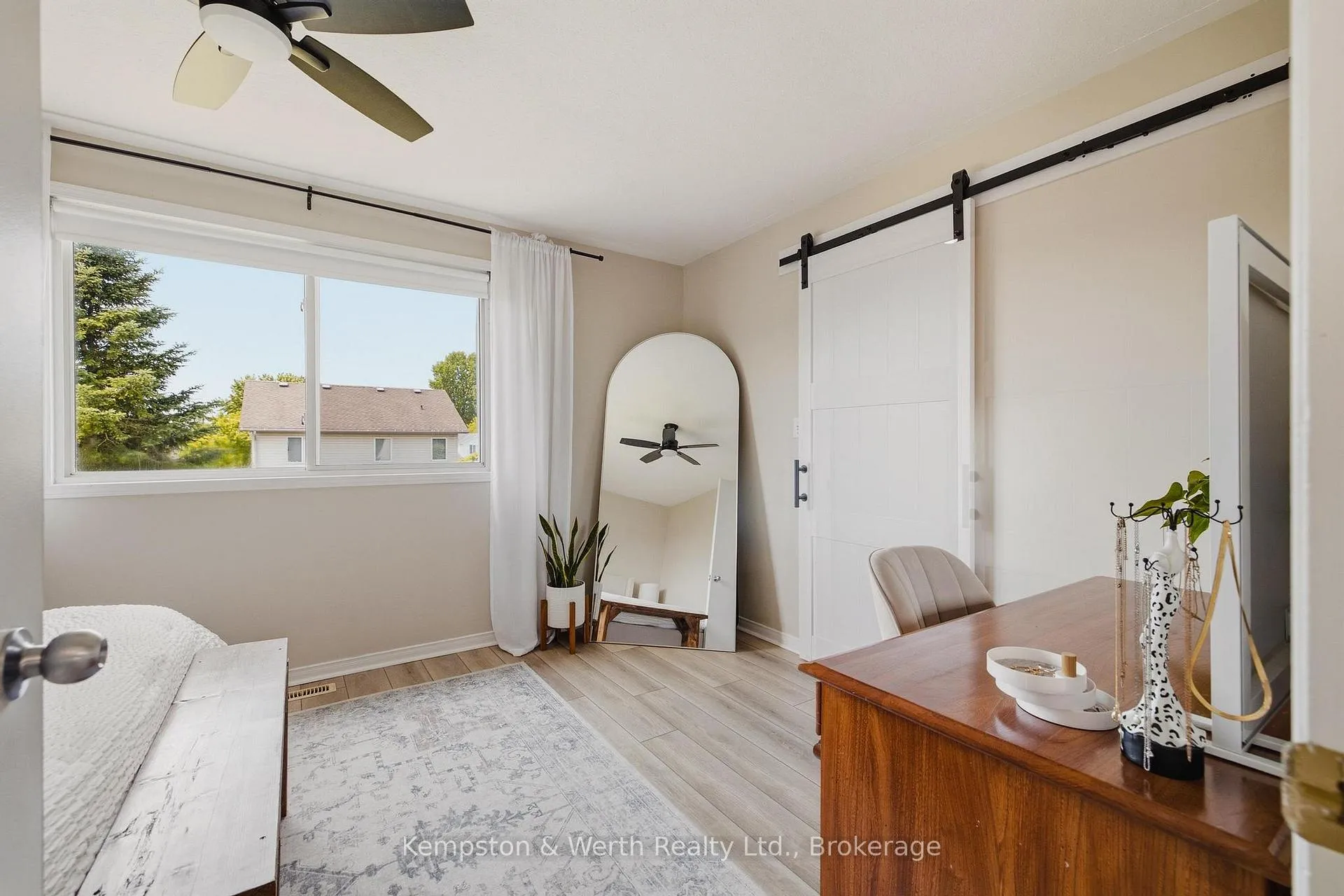 Photo 24 of 770 Brock Street, North Perth, Listowel — HOMEH