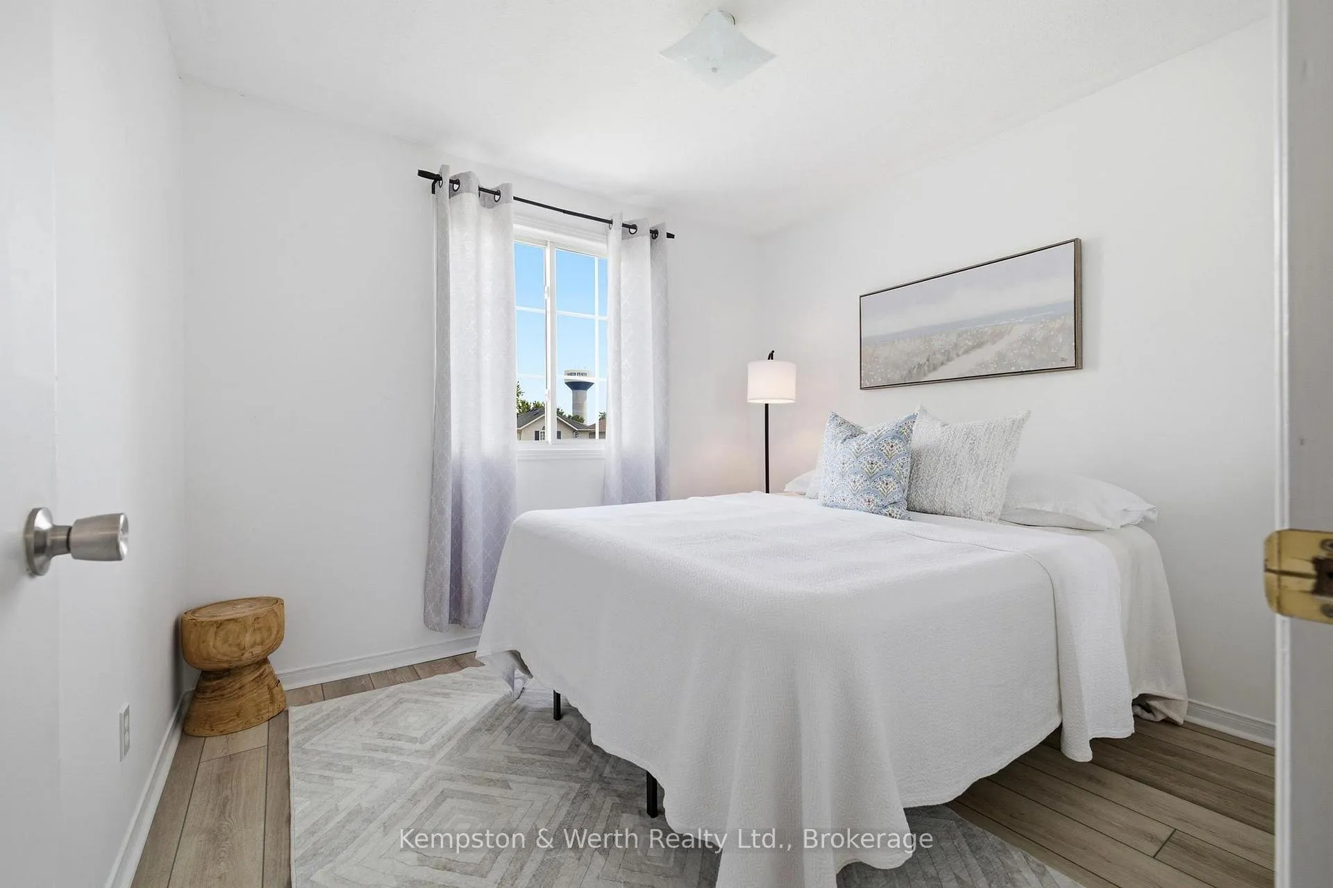 Photo 26 of 770 Brock Street, North Perth, Listowel — HOMEH
