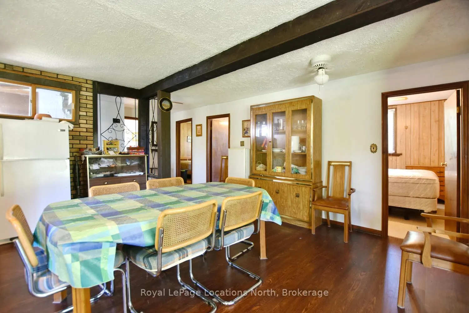 Photo 7 of 20 Marilyn Avenue N, Wasaga Beach — HOMEH