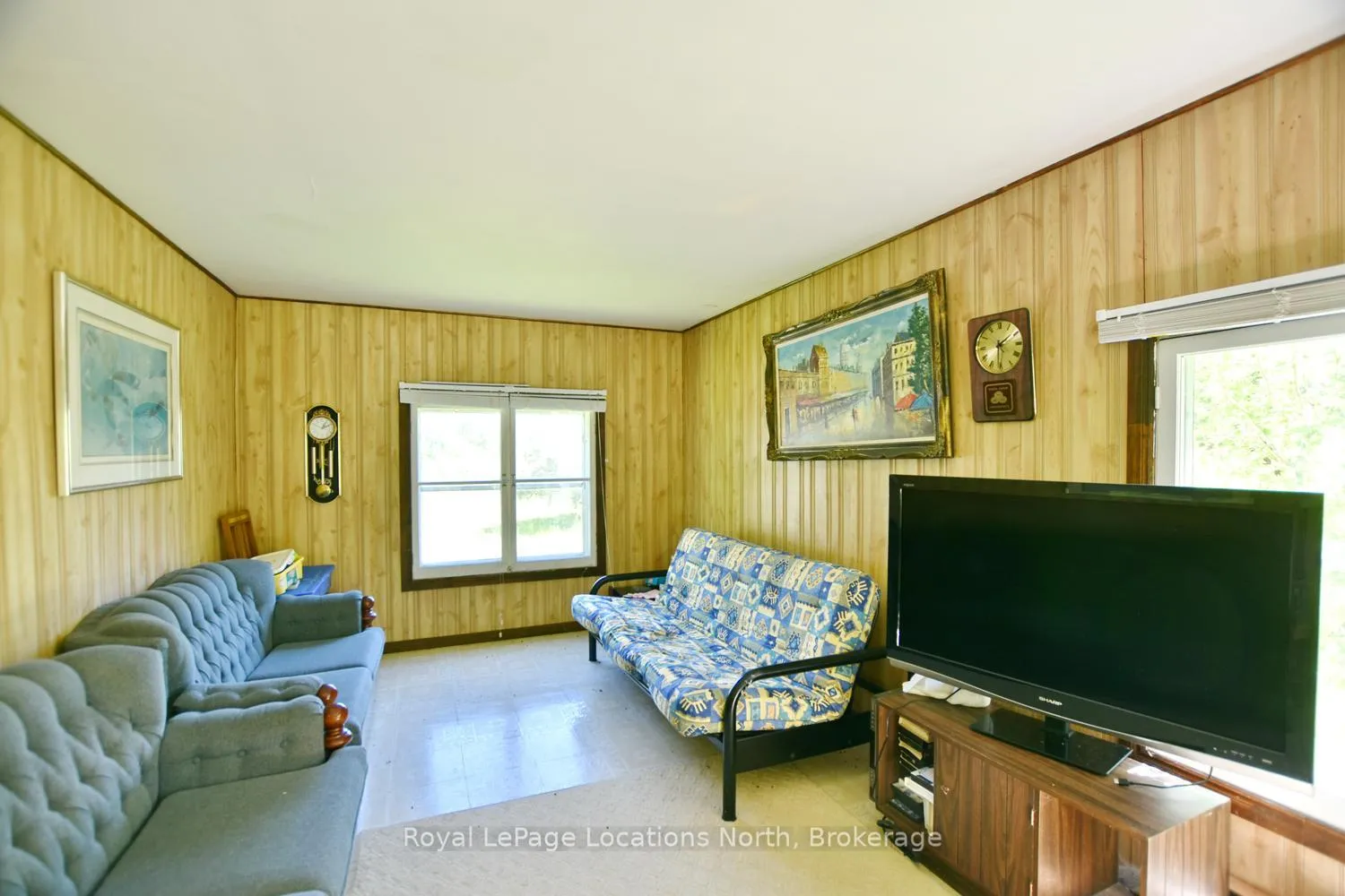 Photo 13 of 20 Marilyn Avenue N, Wasaga Beach — HOMEH