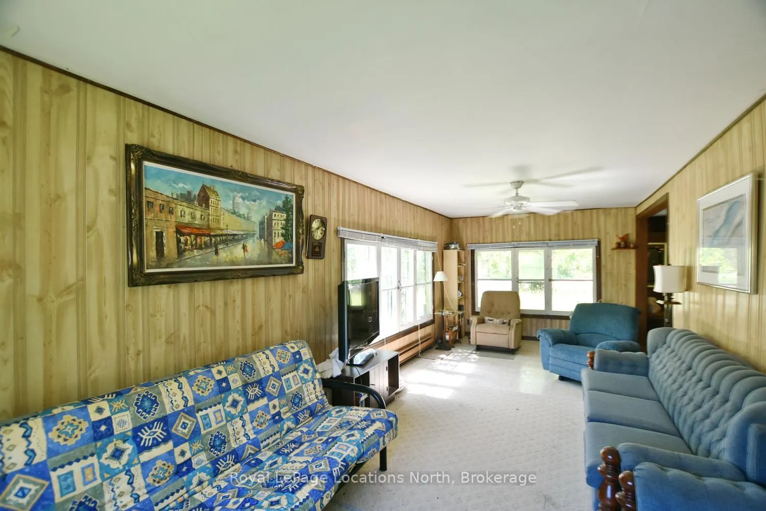 Photo 14 of 20 Marilyn Avenue N, Wasaga Beach — HOMEH