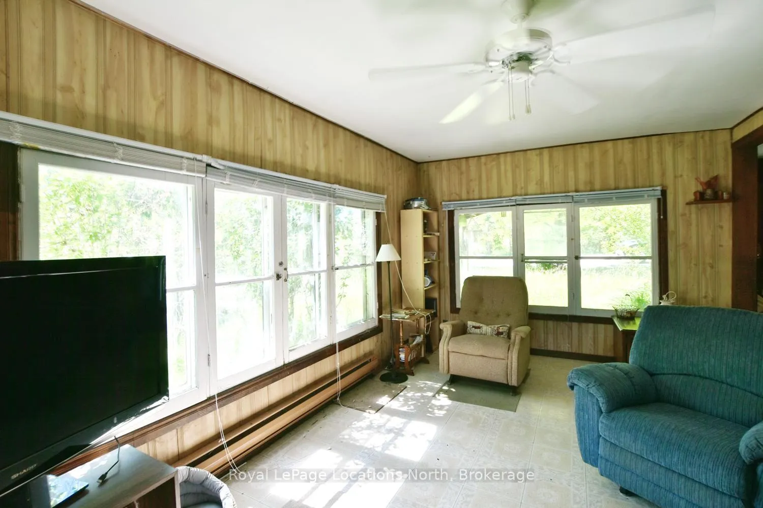 Photo 15 of 20 Marilyn Avenue N, Wasaga Beach — HOMEH