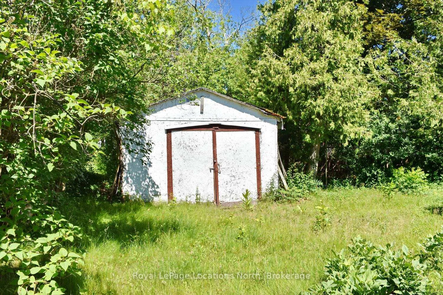 Photo 25 of 20 Marilyn Avenue N, Wasaga Beach — HOMEH