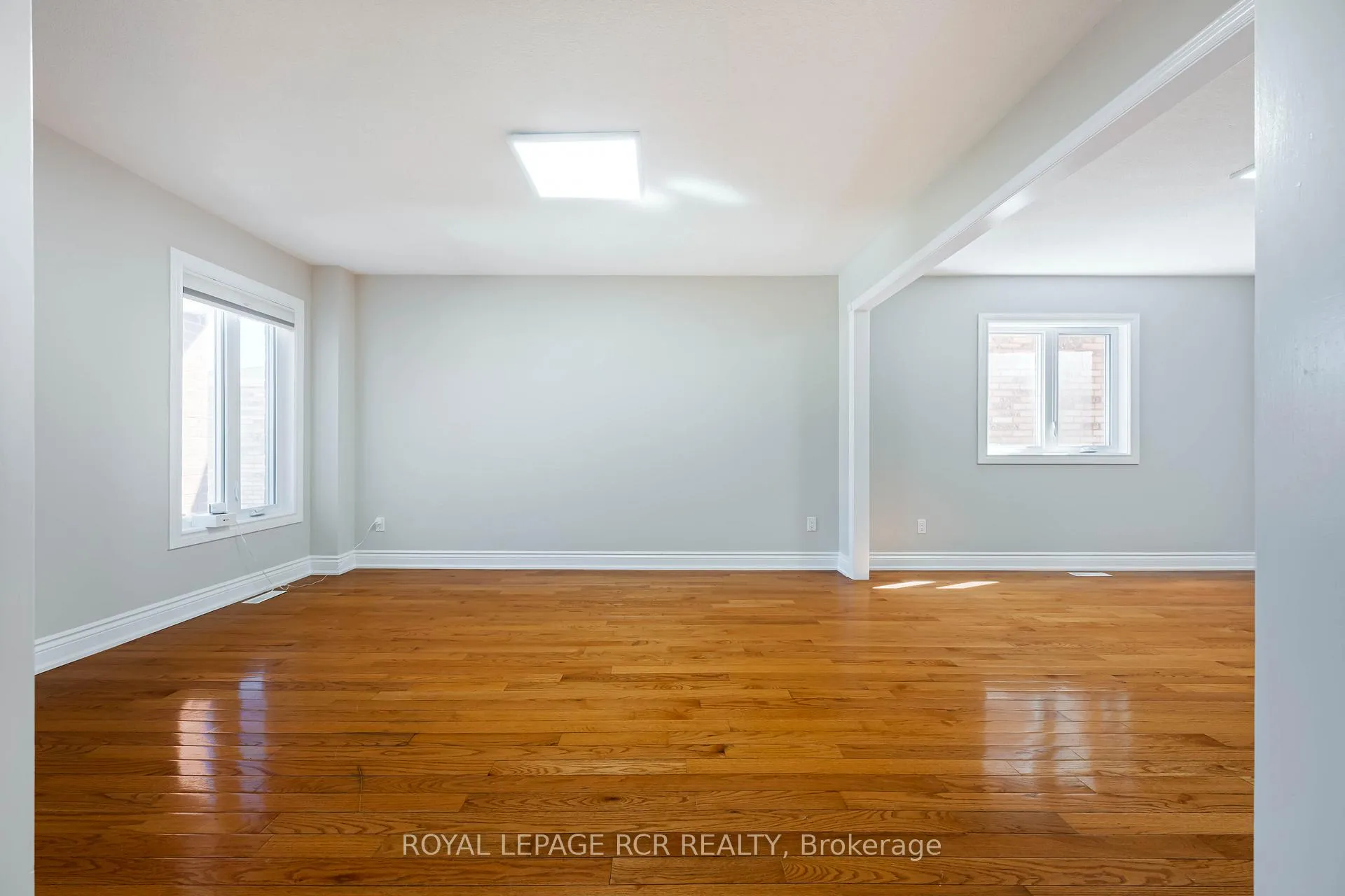 Photo 6 of 367 Marshall Crescent, Orangeville — HOMEH