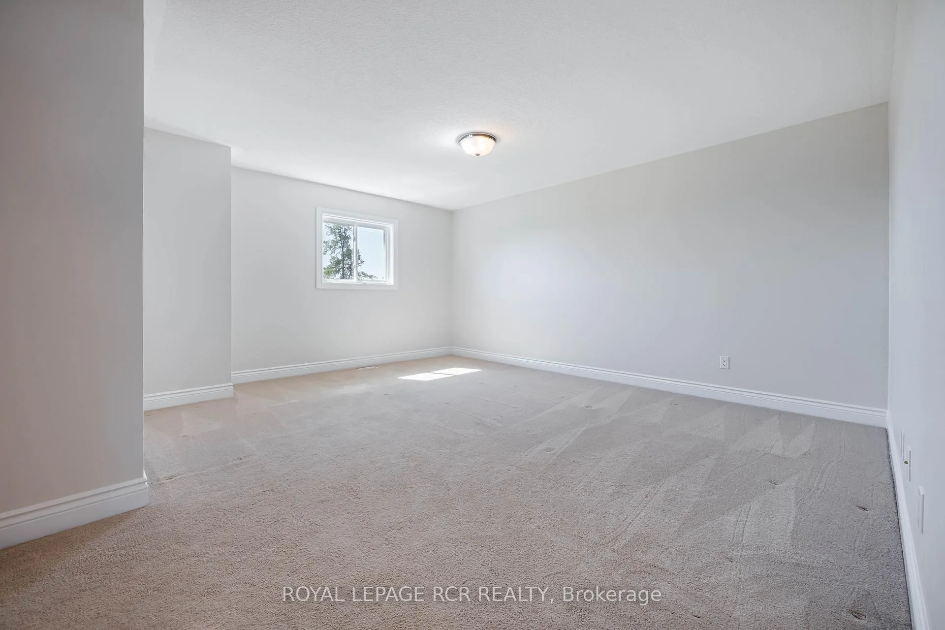 Photo 23 of 367 Marshall Crescent, Orangeville — HOMEH