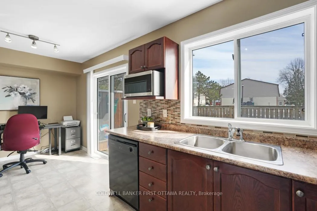 Photo 16 of 348 Wiffen Private, Ottawa, Westcliffe Estates — HOMEH