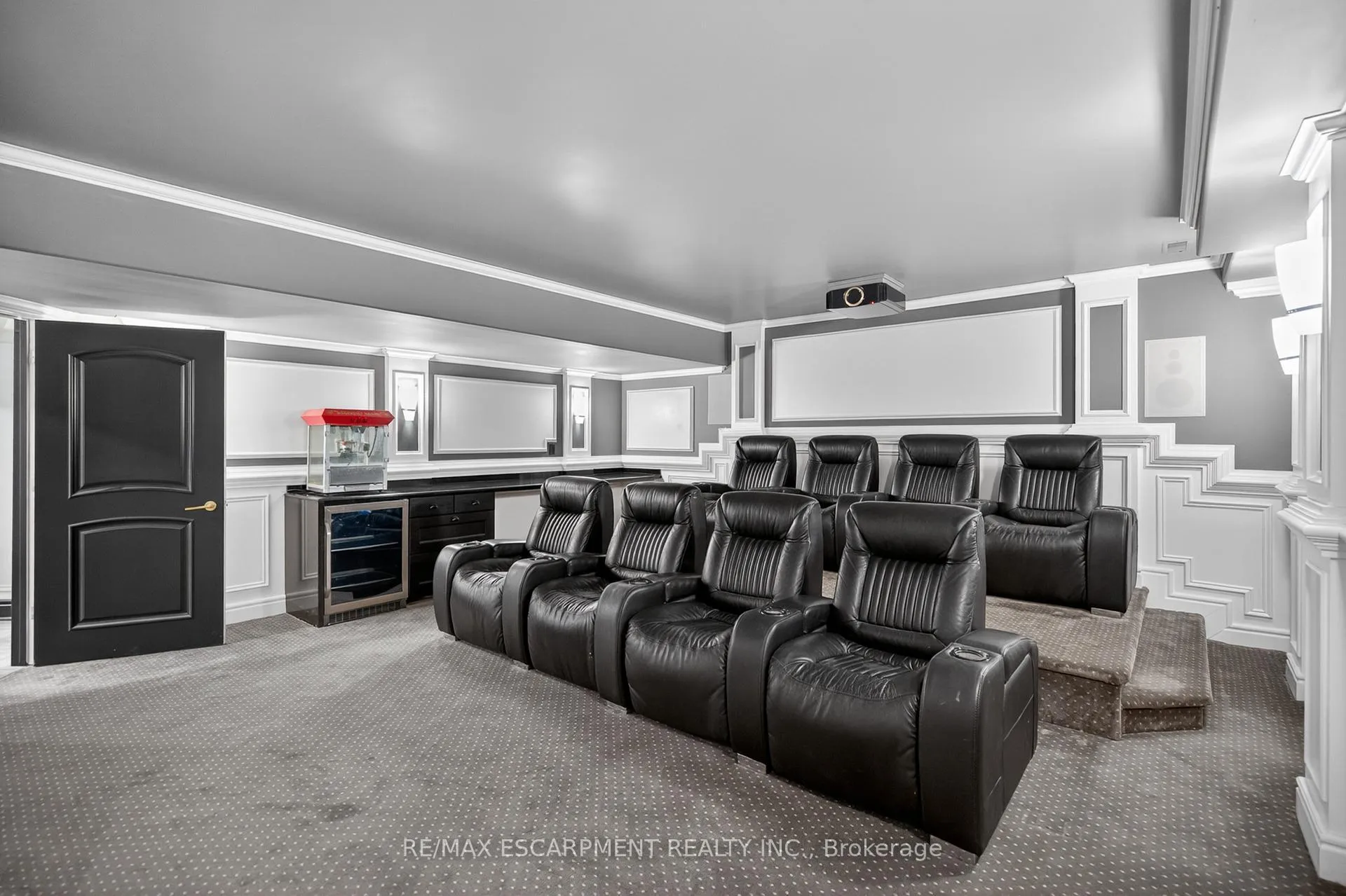 Photo 41 of 803 Ridge Road, Hamilton, Rural Stoney Creek — HOMEH