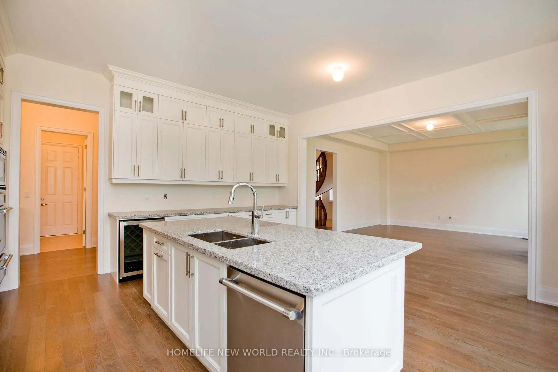 Photo 14 of 11 Queen Magdalene Place, North York, Hillcrest Village — HOMEH