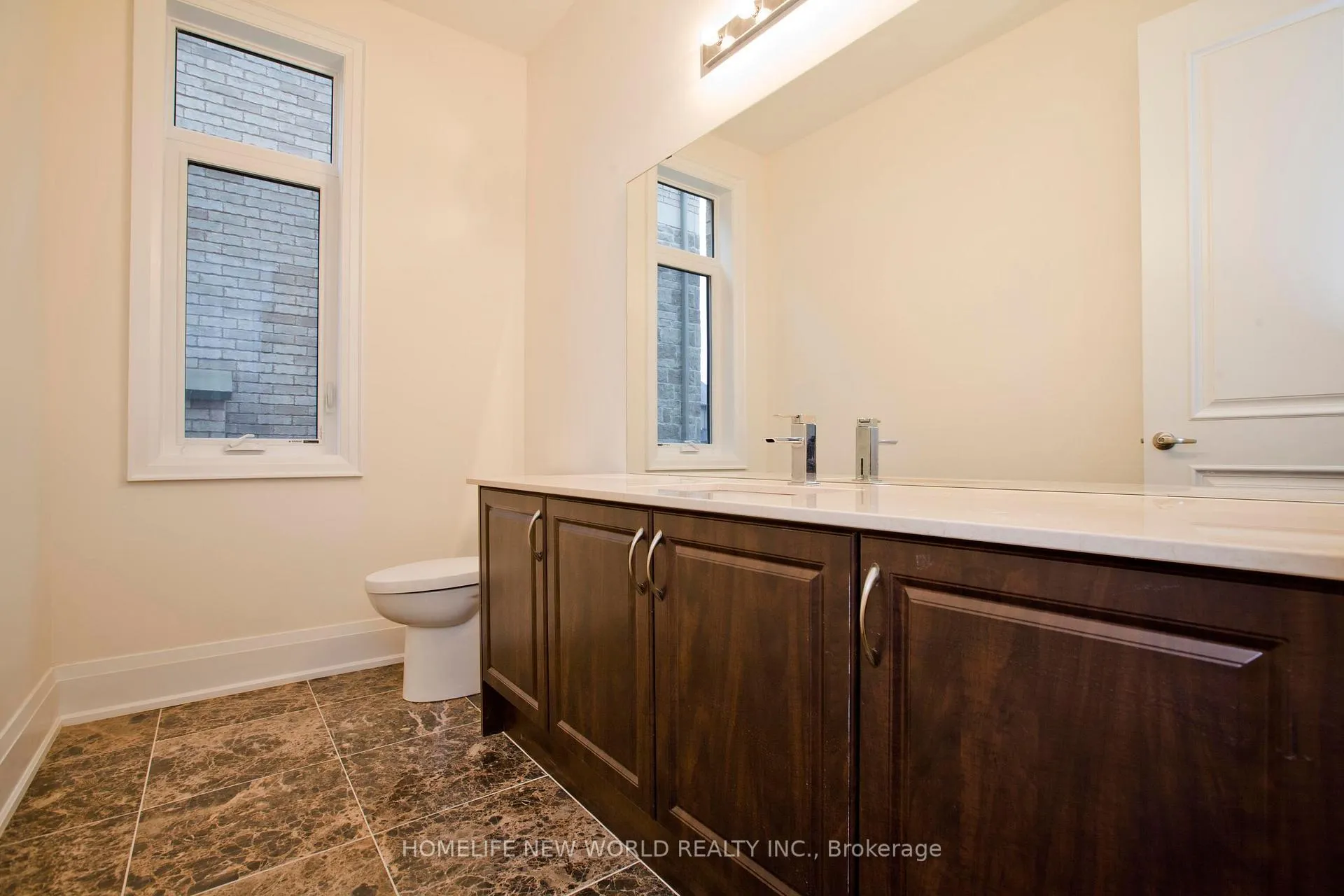 Photo 15 of 11 Queen Magdalene Place, North York, Hillcrest Village — HOMEH