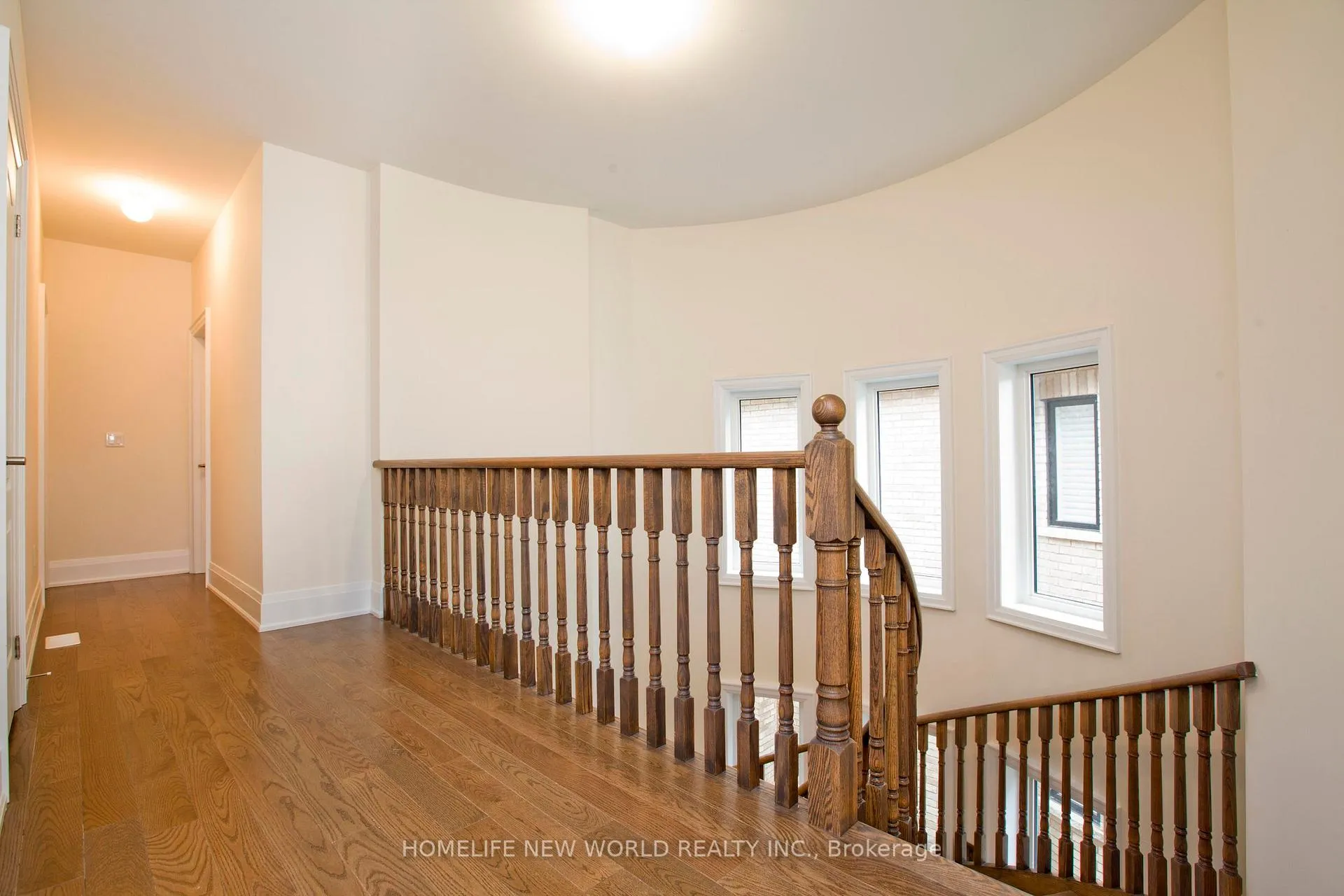 Photo 16 of 11 Queen Magdalene Place, North York, Hillcrest Village — HOMEH