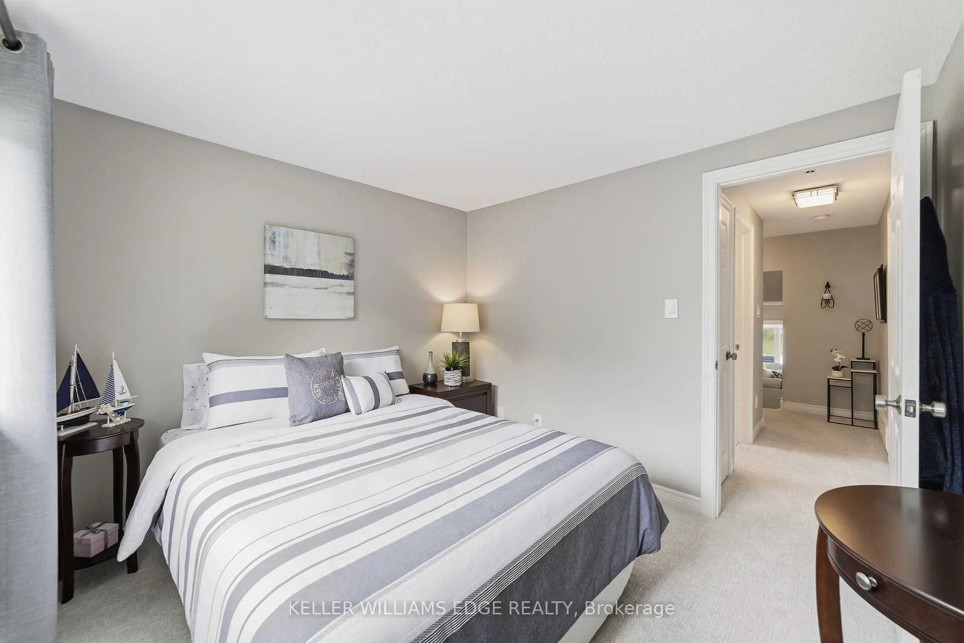 Photo 19 of 680 Lomond Crescent, Burlington, Shoreacres — HOMEH