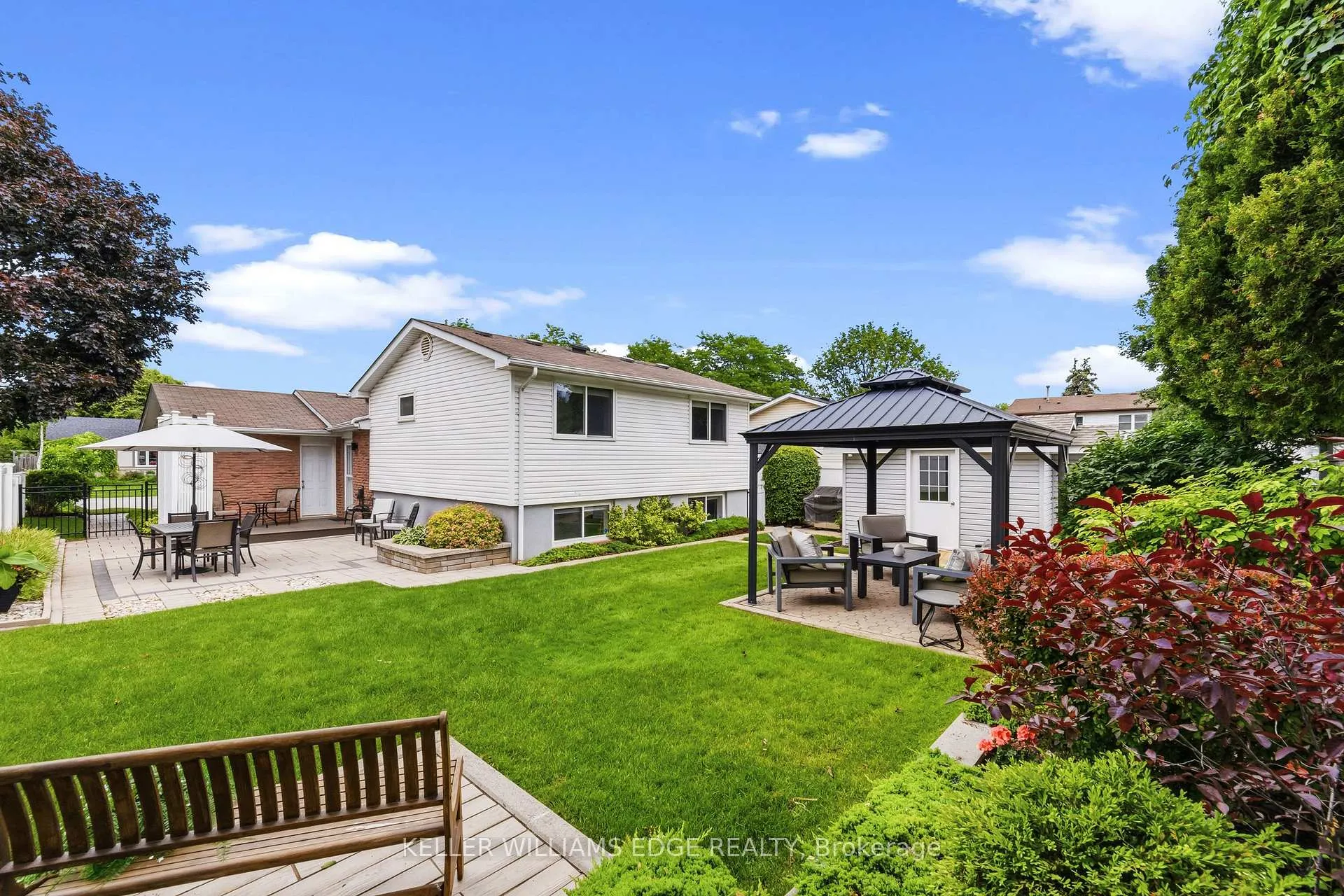 Photo 27 of 680 Lomond Crescent, Burlington, Shoreacres — HOMEH