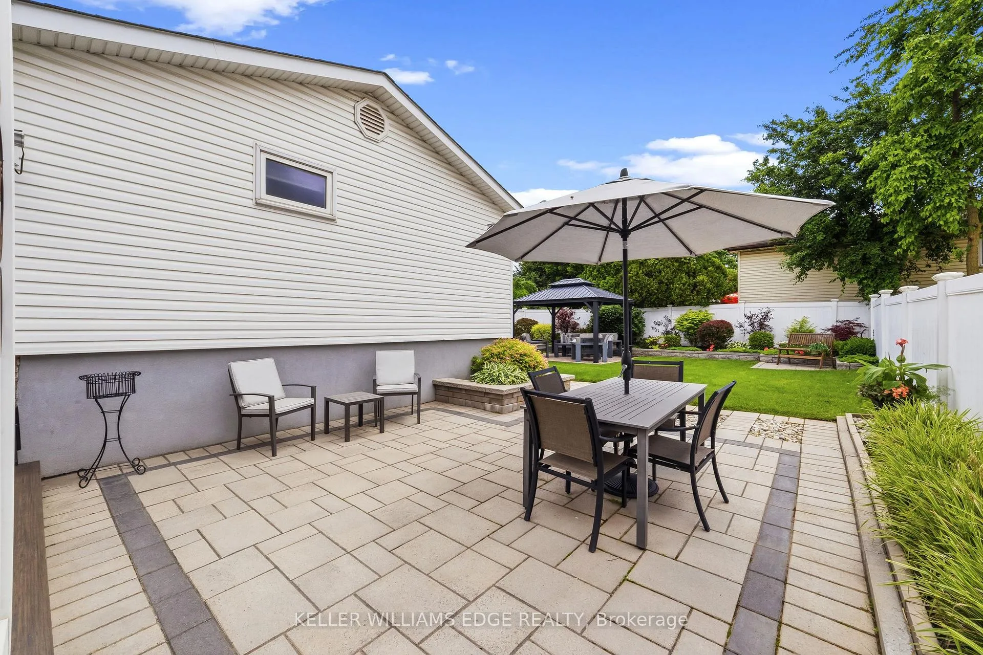 Photo 30 of 680 Lomond Crescent, Burlington, Shoreacres — HOMEH