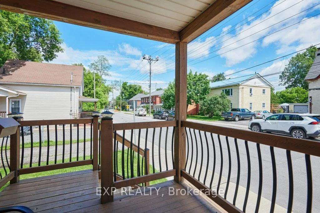 Photo 4 of 136 Park Street, Brockville, Brockville — HOMEH