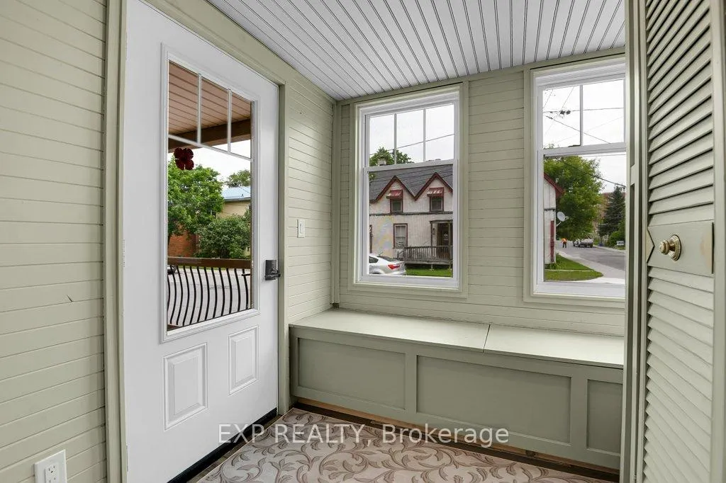 Photo 6 of 136 Park Street, Brockville, Brockville — HOMEH
