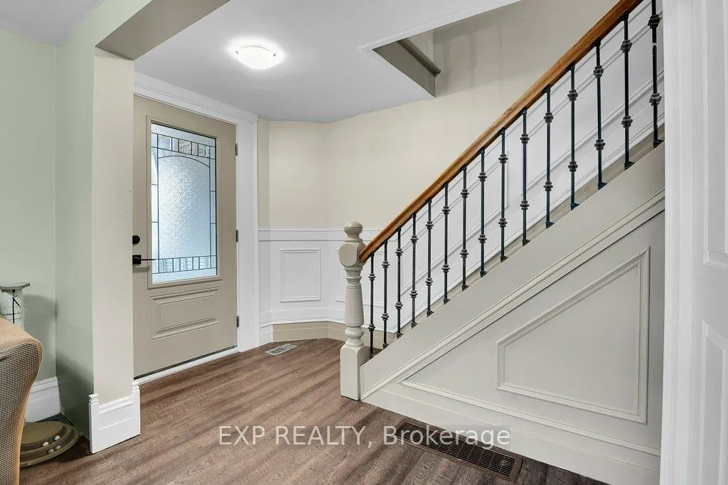 Photo 7 of 136 Park Street, Brockville, Brockville — HOMEH