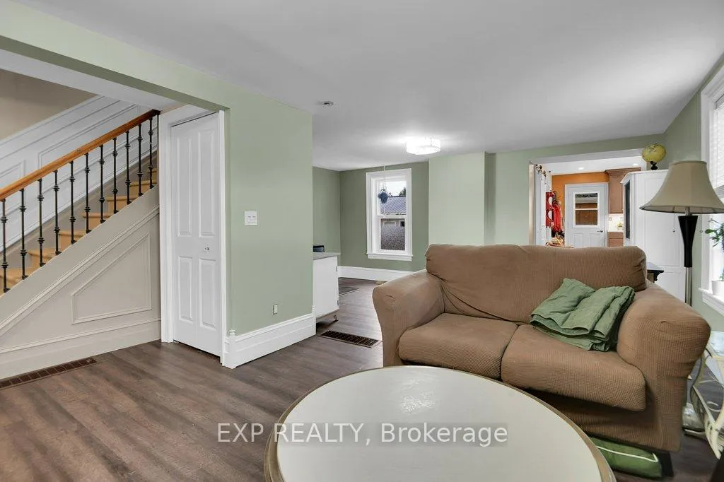 Photo 9 of 136 Park Street, Brockville, Brockville — HOMEH