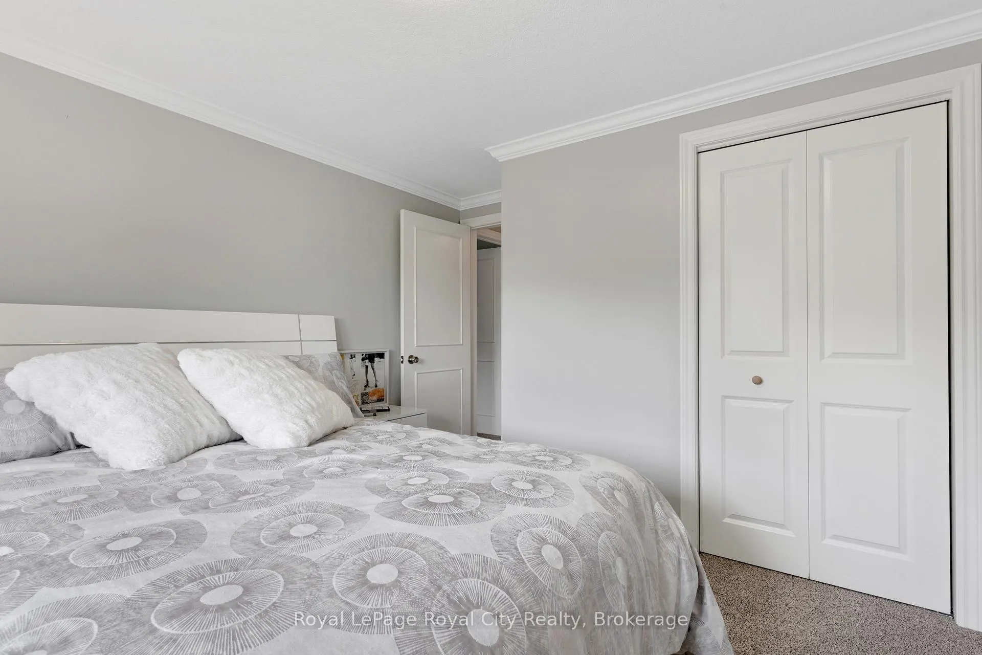 Photo 29 of 51 Elginfield Drive, Guelph, Grange Road — HOMEH