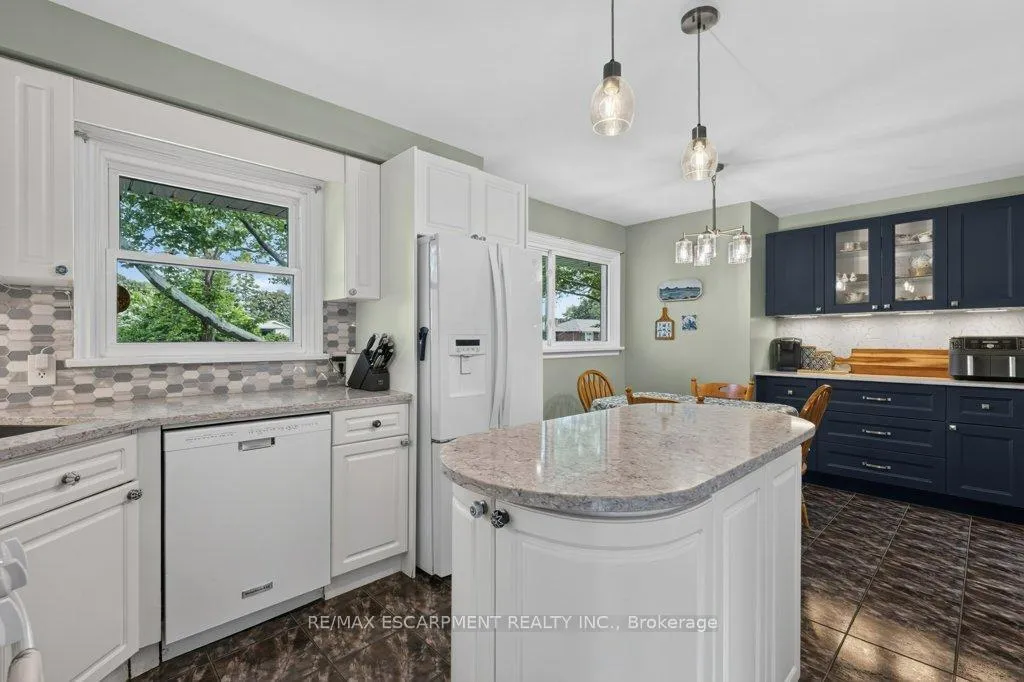 Photo 15 of 15 Roxanne Drive, St. Catharines, Bunting/Linwell — HOMEH