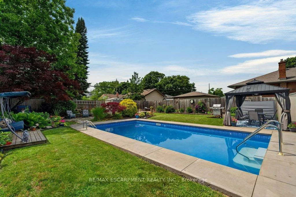 Photo 25 of 15 Roxanne Drive, St. Catharines, Bunting/Linwell — HOMEH
