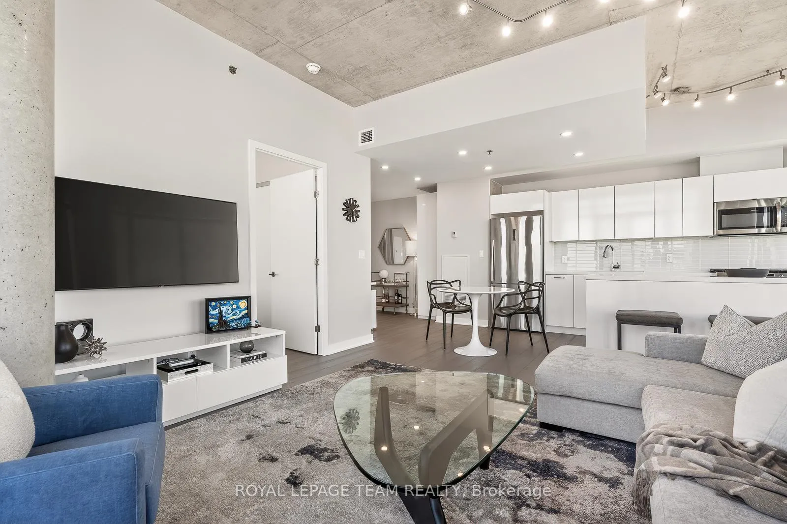 Photo 6 of Unit 1009, 203 Catherine Street, Ottawa, Ottawa Centre — HOMEH