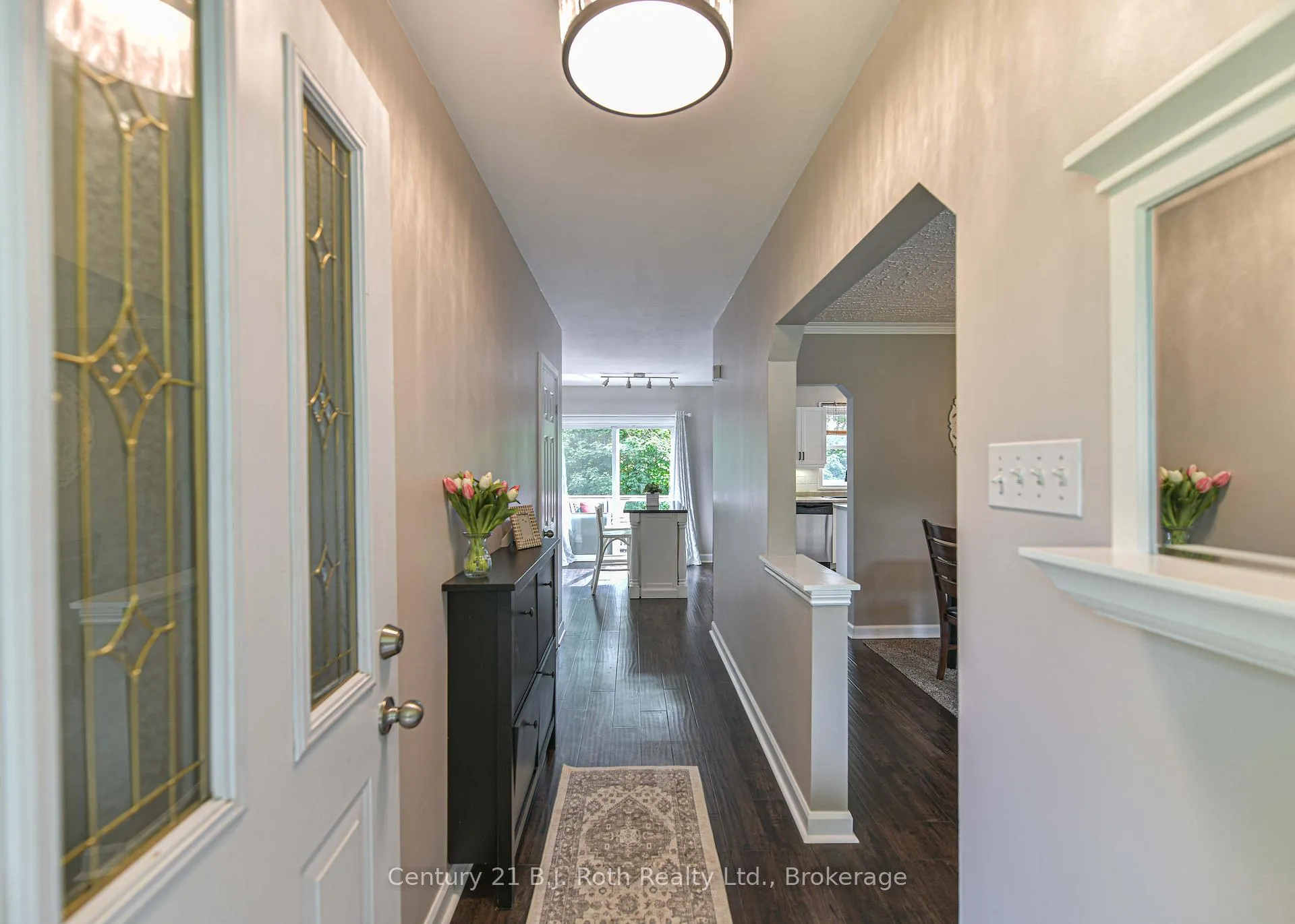 Photo 13 of 44 Charles Road, Orillia — HOMEH