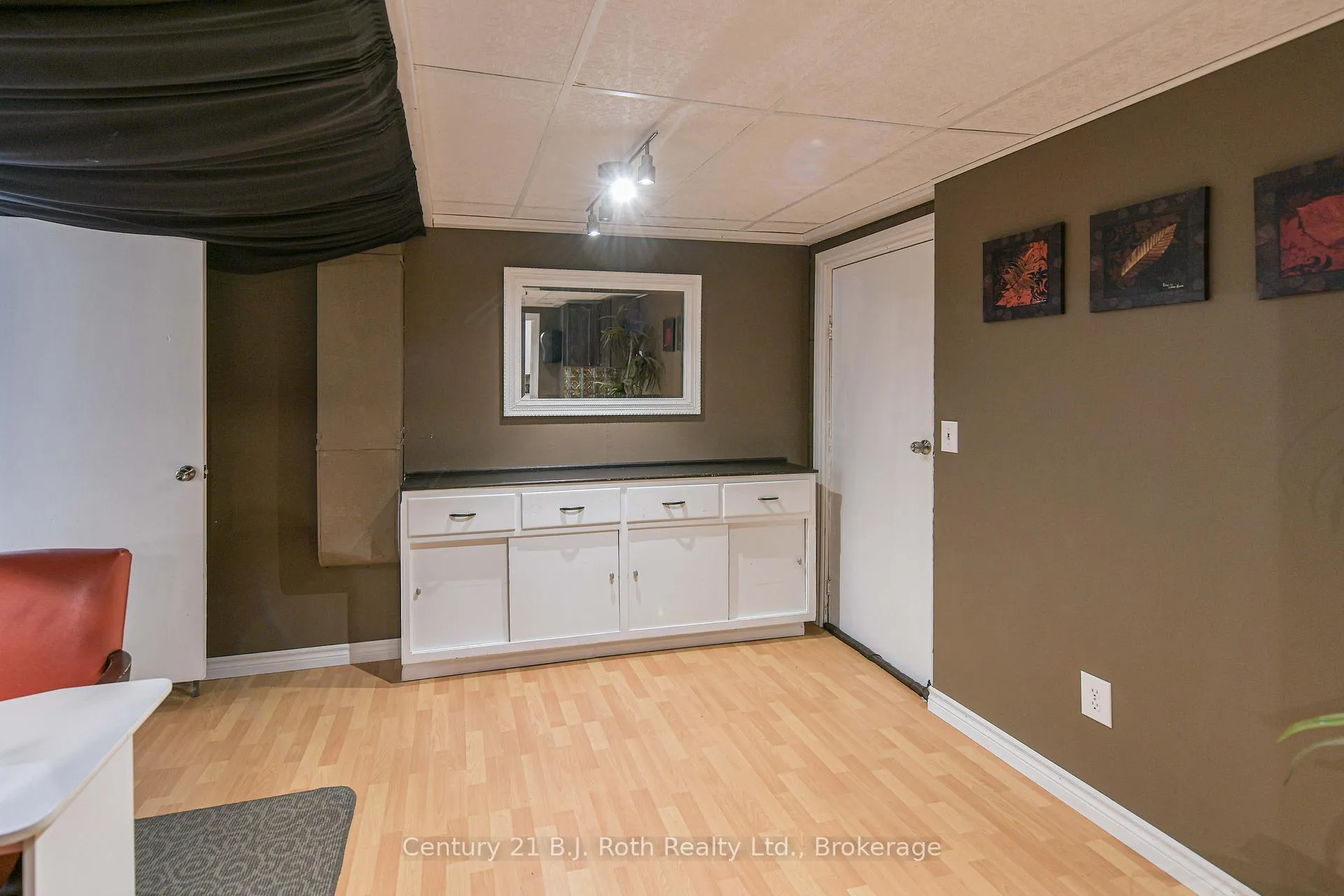 Photo 39 of 44 Charles Road, Orillia — HOMEH