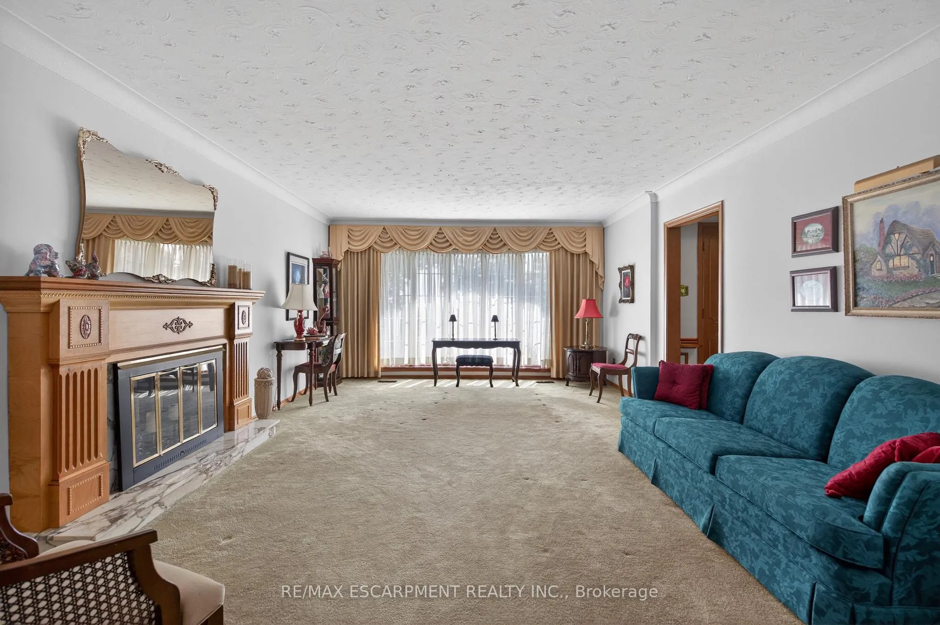 Photo 13 of 564 Mountain Brow Boulevard, Hamilton, Huntington — HOMEH