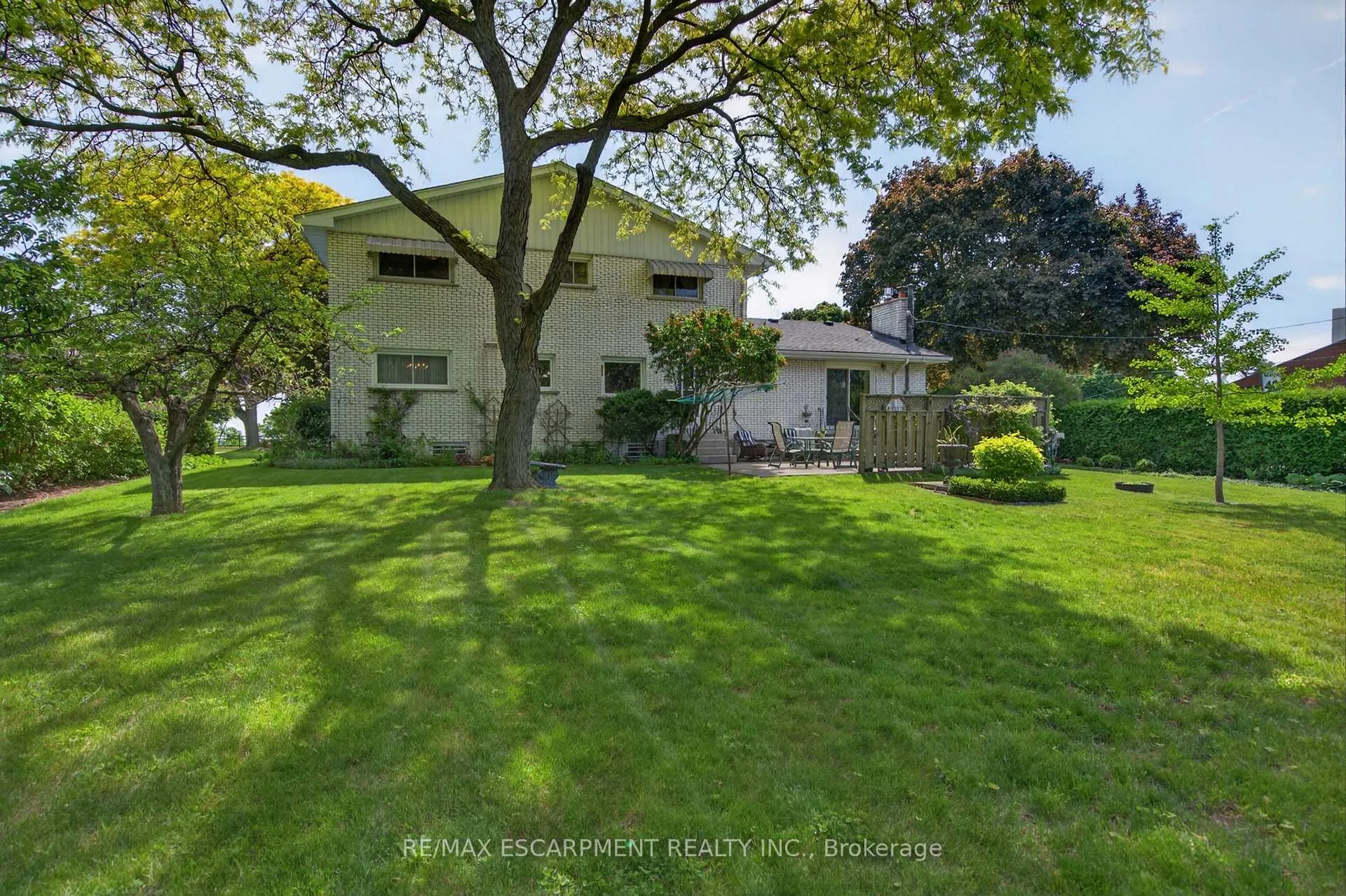 Photo 50 of 564 Mountain Brow Boulevard, Hamilton, Huntington — HOMEH