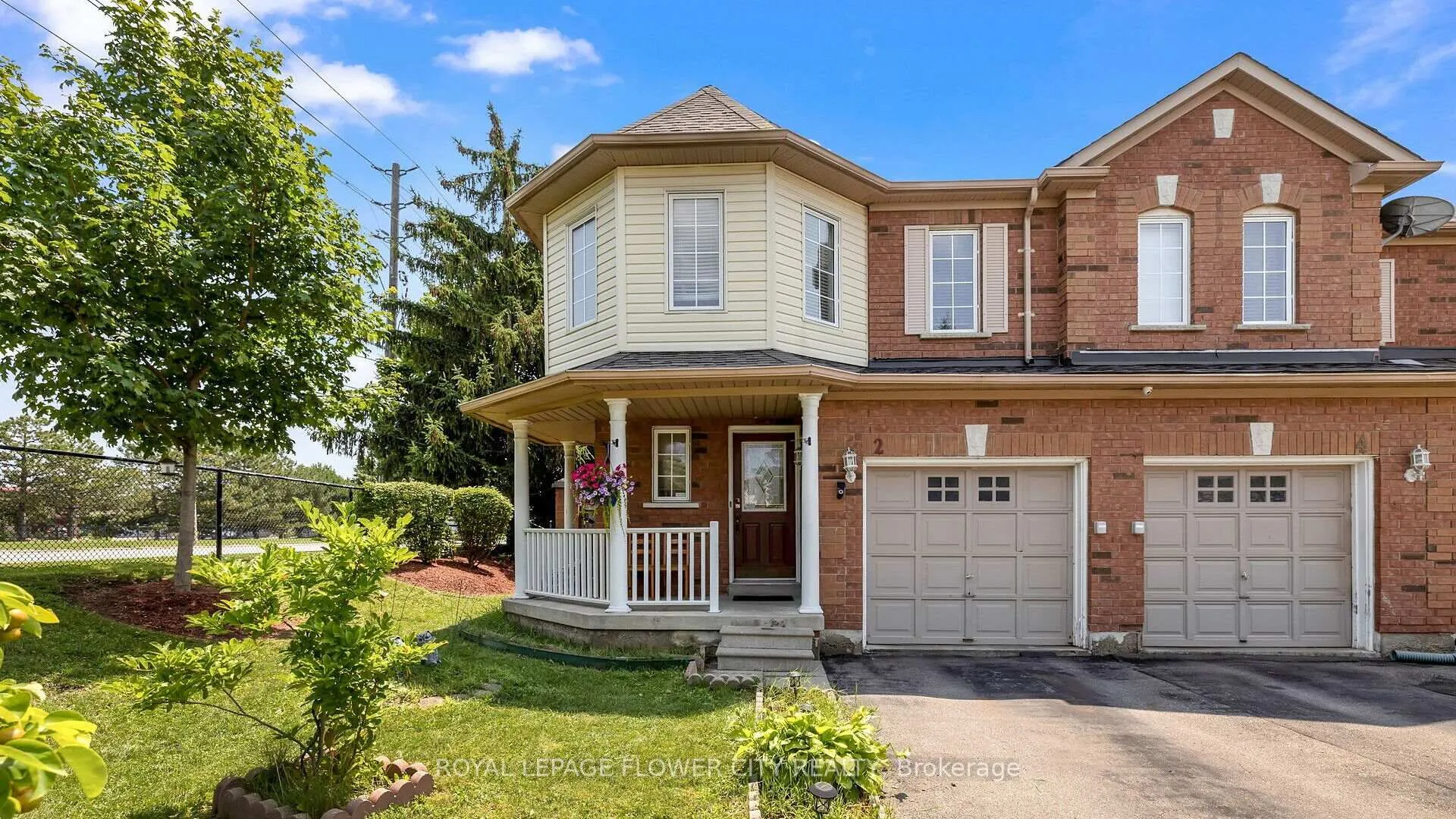 Photo 3 of Unit 2, 9800 Mclaughlin Road, Brampton, Fletcher's Creek Village — HOMEH