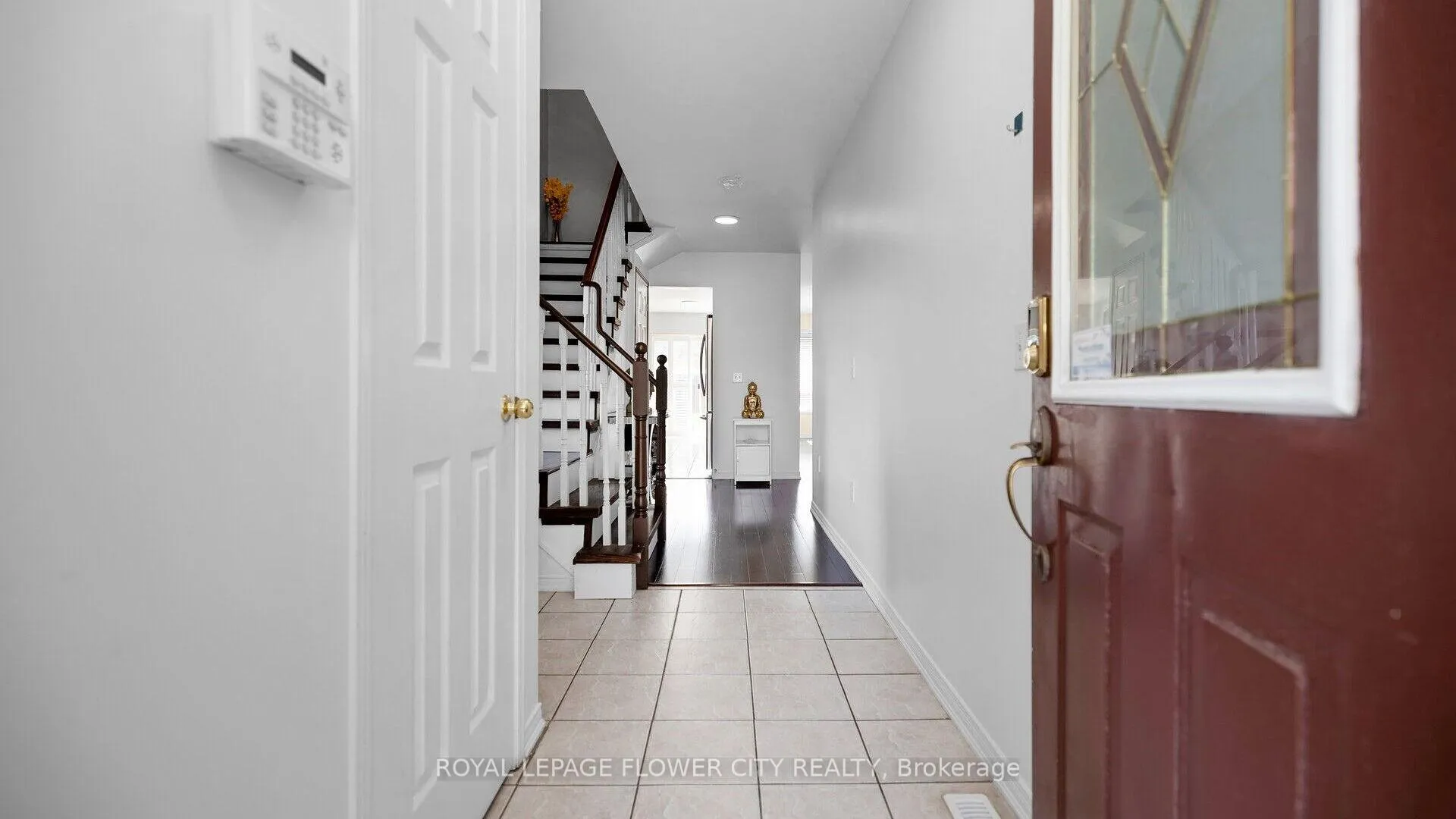 Photo 6 of Unit 2, 9800 Mclaughlin Road, Brampton, Fletcher's Creek Village — HOMEH