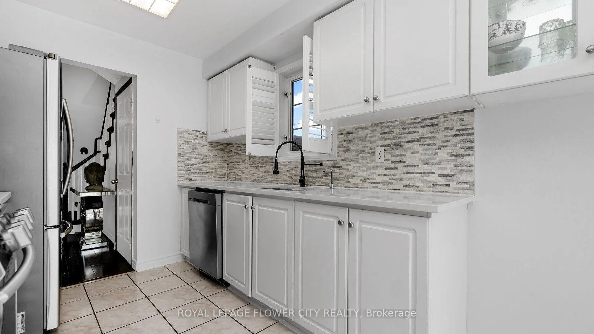Photo 20 of Unit 2, 9800 Mclaughlin Road, Brampton, Fletcher's Creek Village — HOMEH