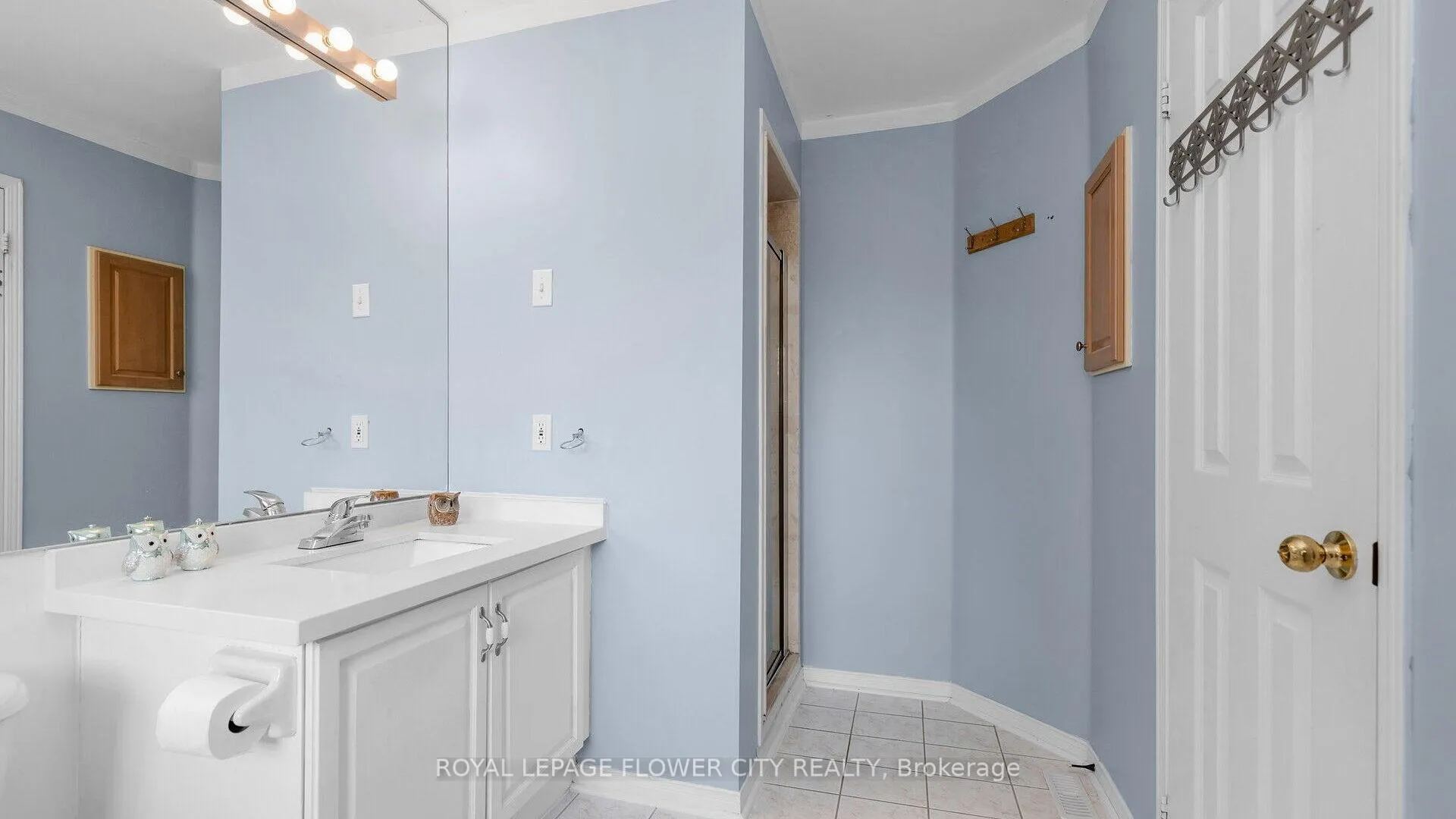 Photo 30 of Unit 2, 9800 Mclaughlin Road, Brampton, Fletcher's Creek Village — HOMEH