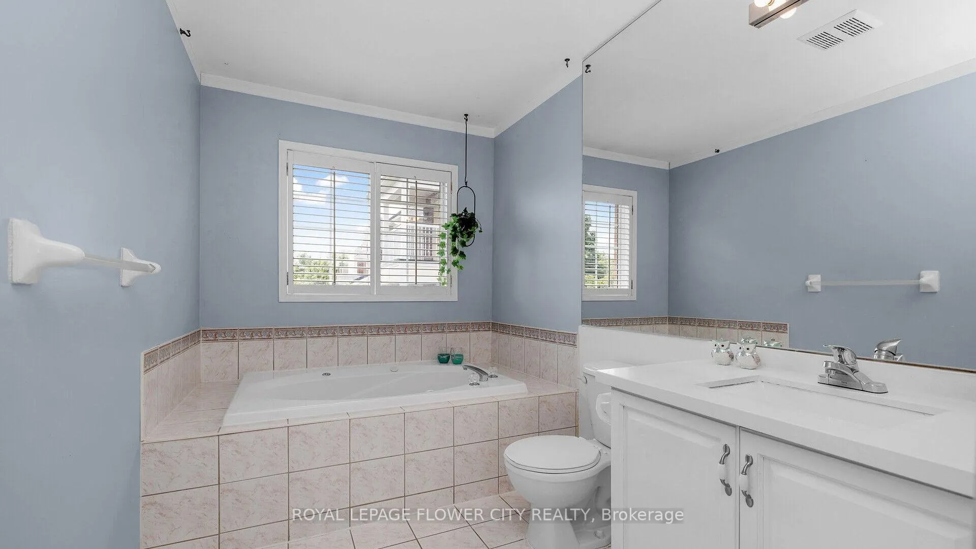 Photo 31 of Unit 2, 9800 Mclaughlin Road, Brampton, Fletcher's Creek Village — HOMEH
