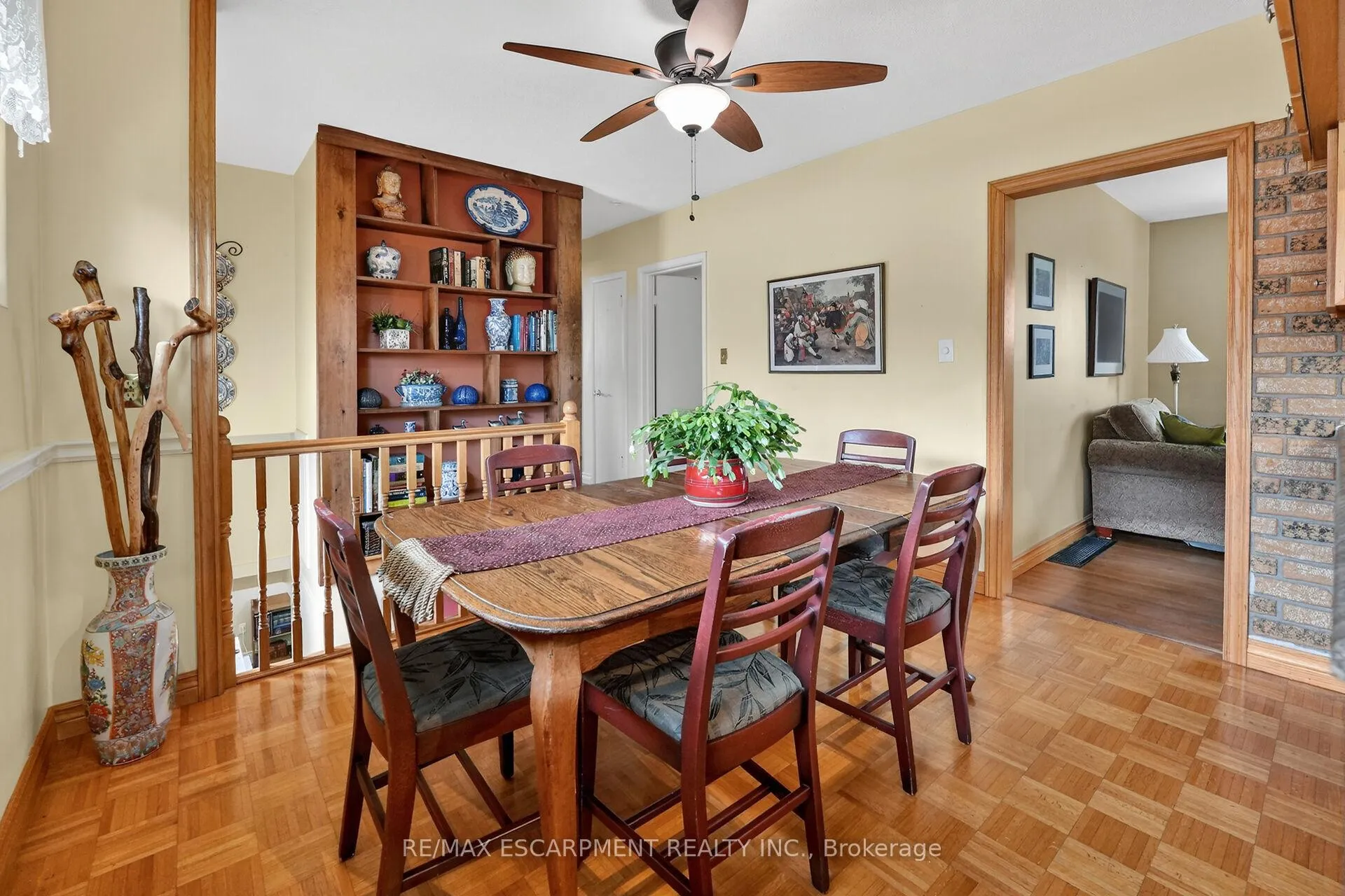 Photo 9 of 10 Helga Court, Hamilton, Burkholme — HOMEH