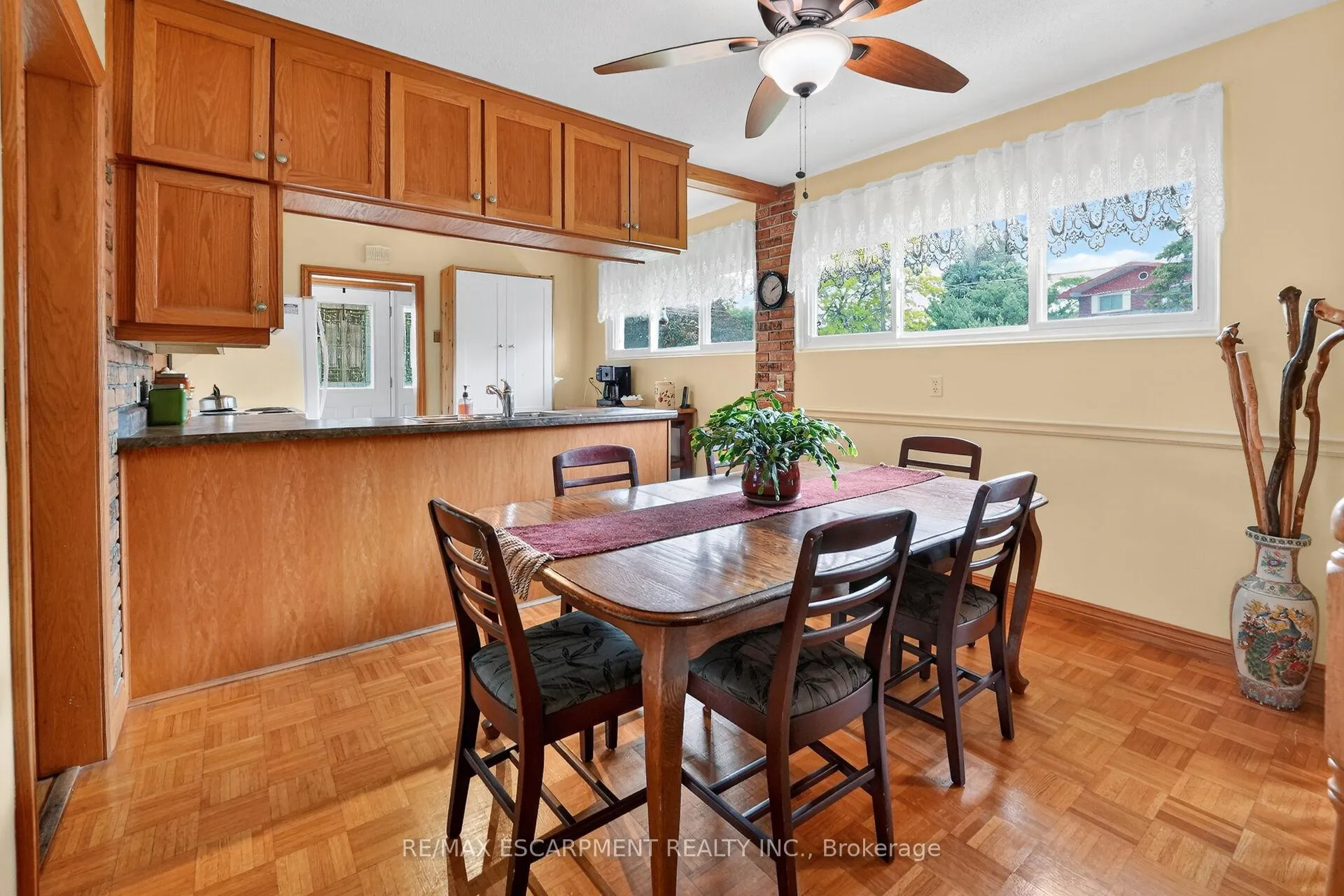 Photo 10 of 10 Helga Court, Hamilton, Burkholme — HOMEH